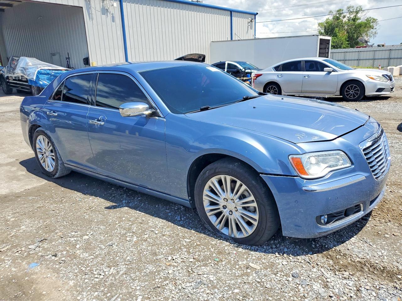 2011 Chrysler 300c Blue vin: 2C3CK6CT6BH557790