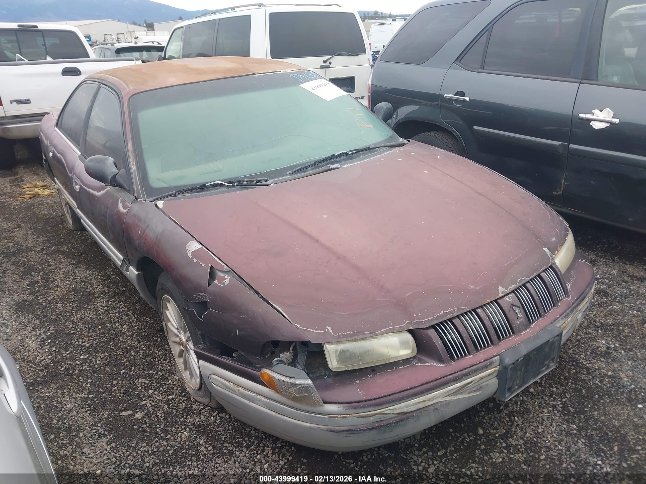 1994 Chrysler Concorde   Red vin: 2C3EL56F4RH187553