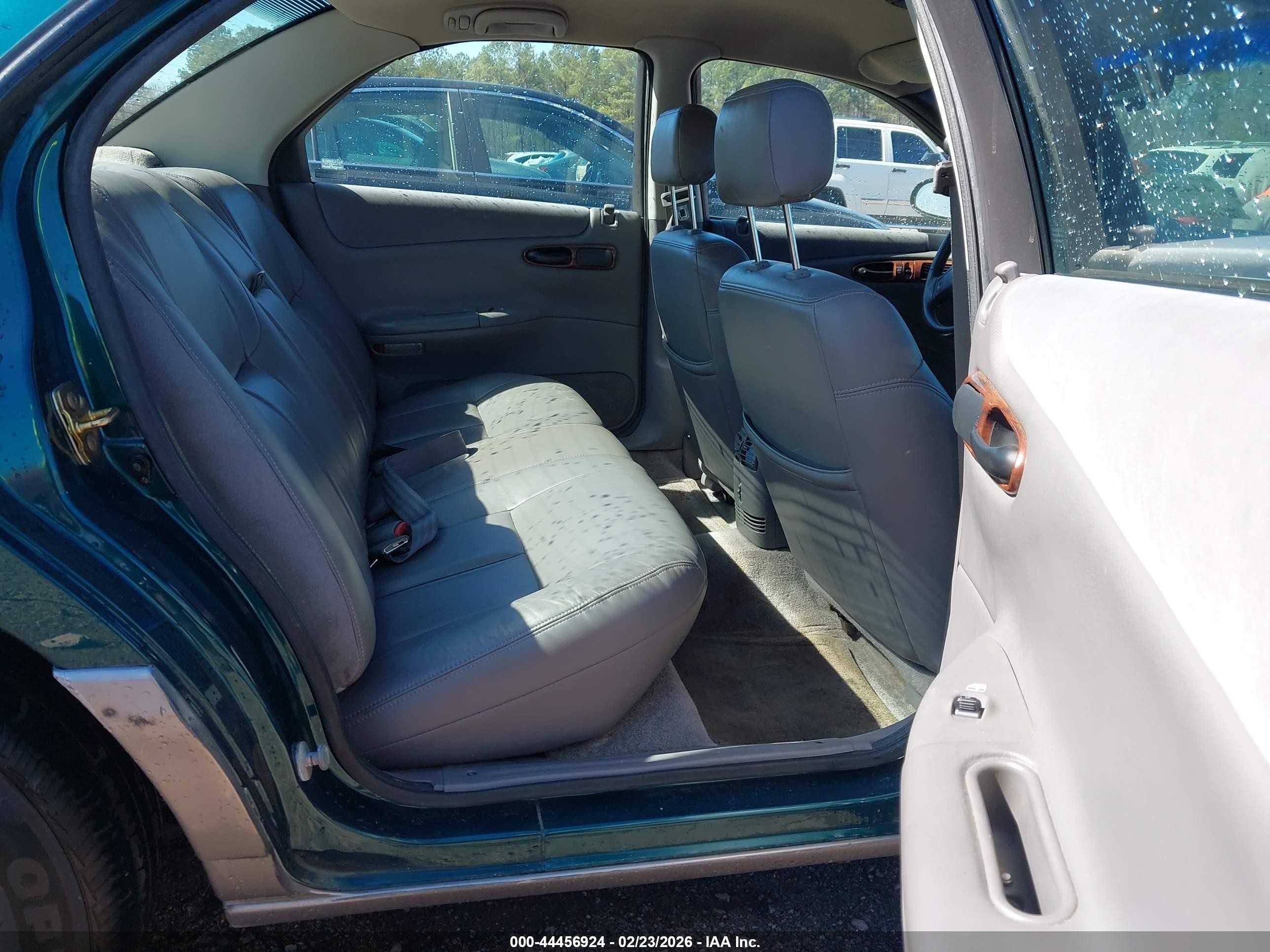 1994 Chrysler Concorde   Green vin: 2C3EL56FXRH246296