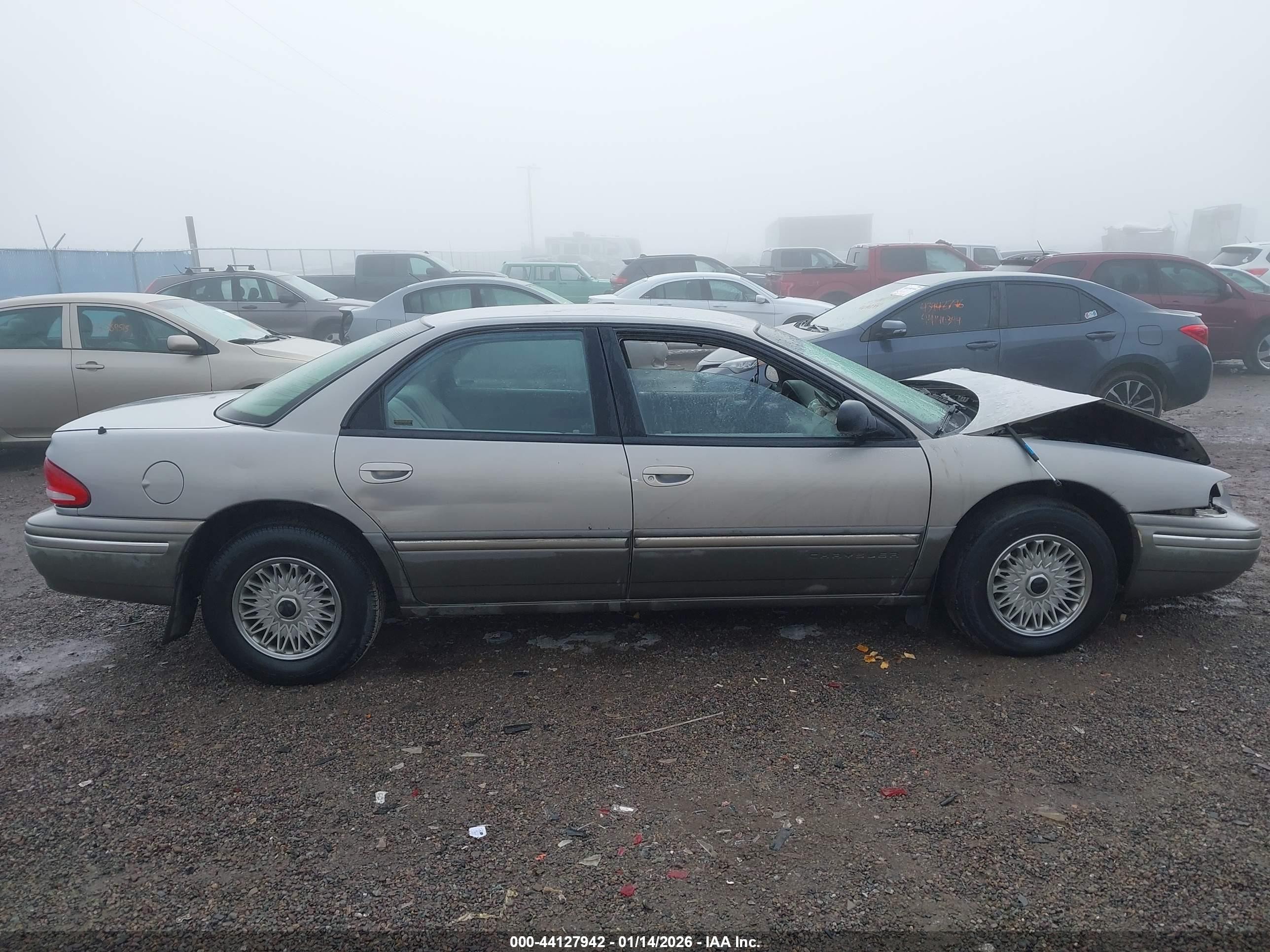 1994 Chrysler Concorde   Beige vin: 2C3EL56T6RH124637