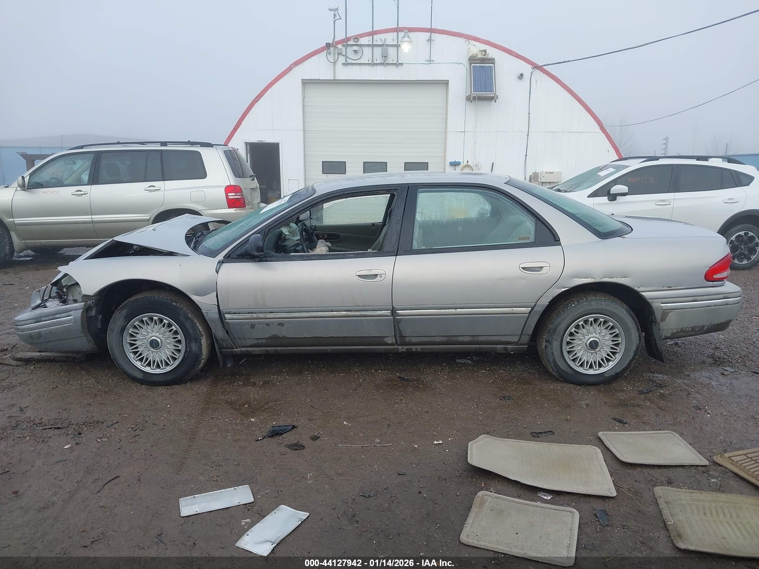 1994 Chrysler Concorde   Beige vin: 2C3EL56T6RH124637