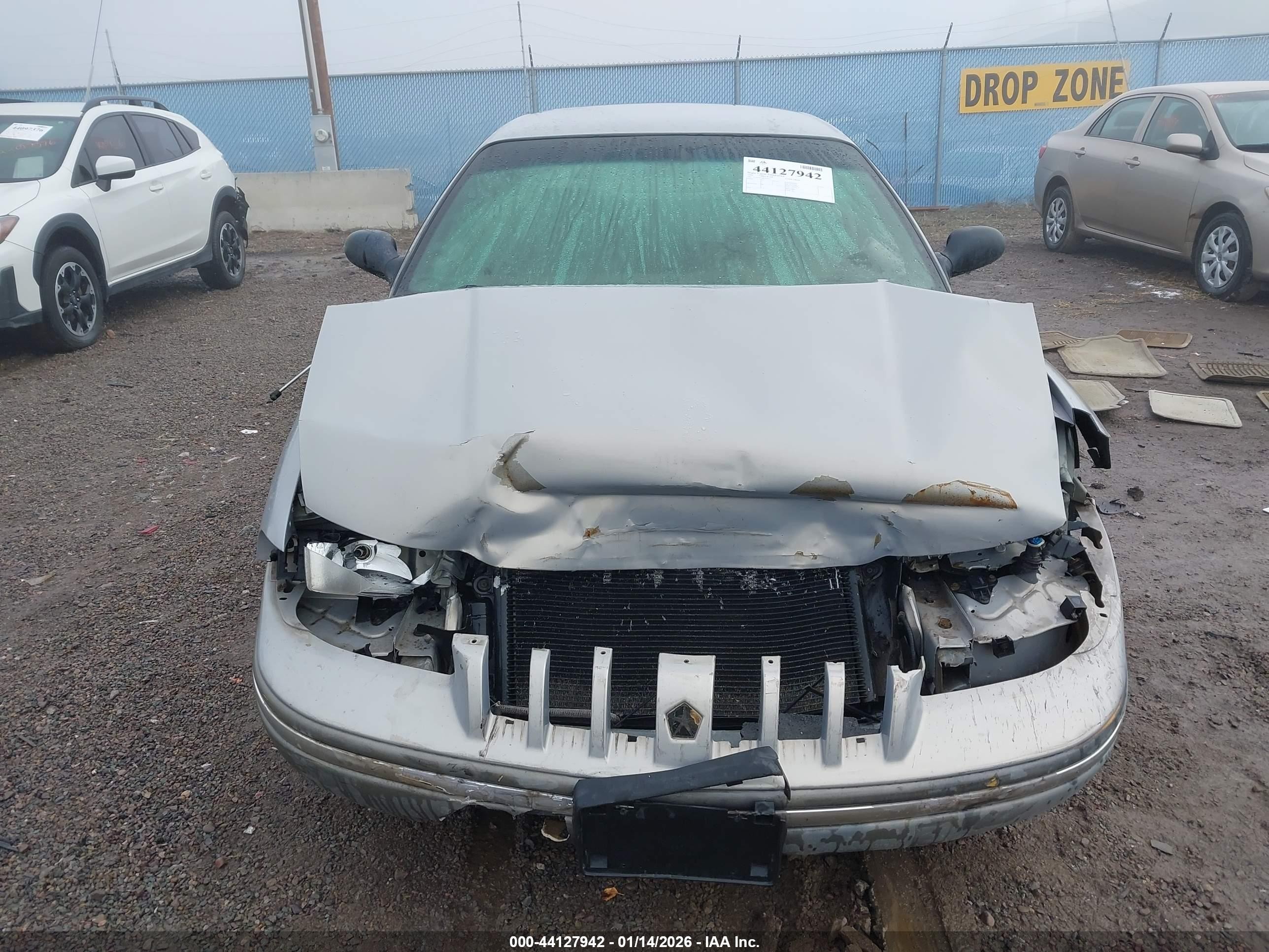 1994 Chrysler Concorde   Beige vin: 2C3EL56T6RH124637