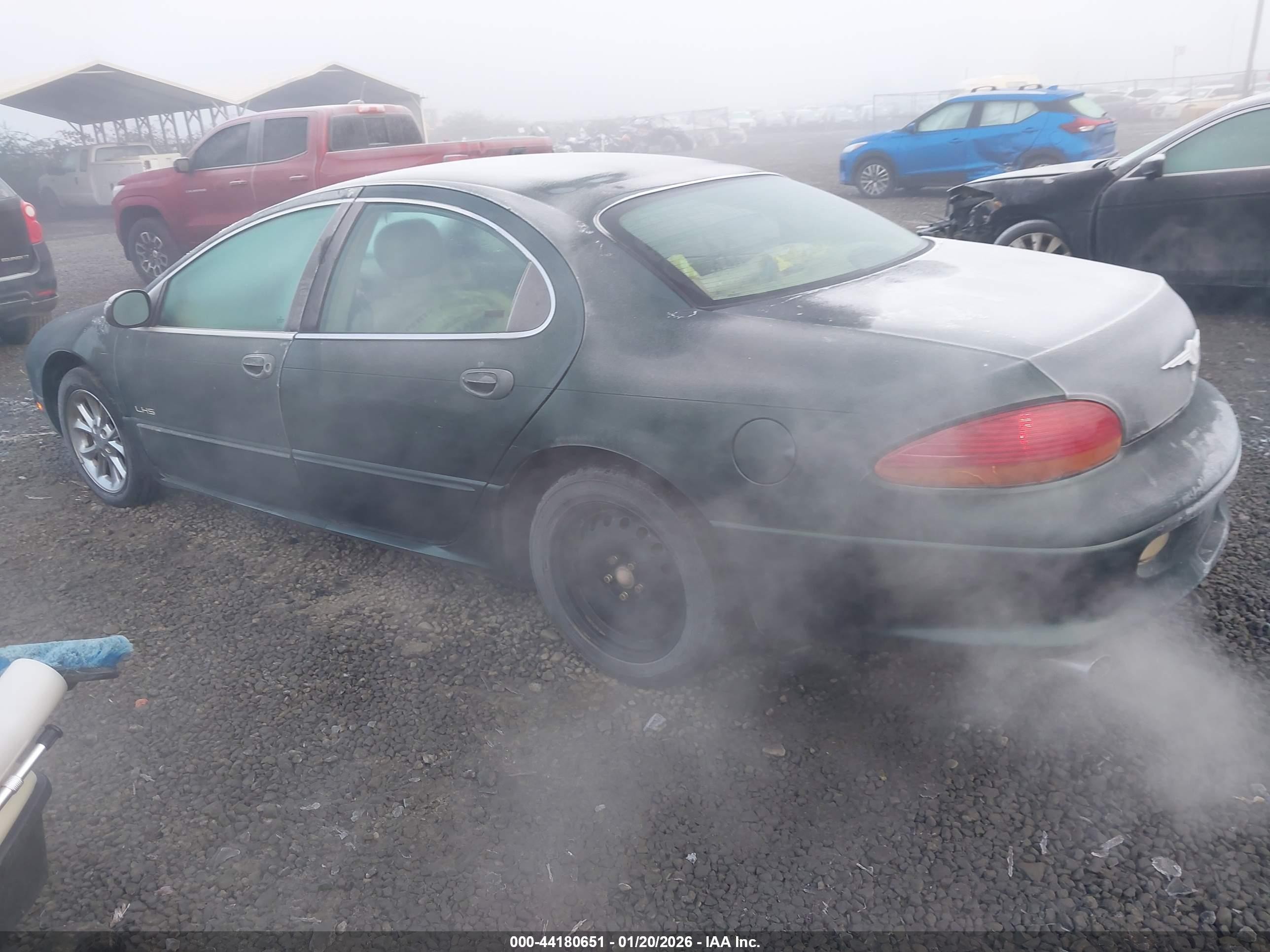 2000 Chrysler Lhs   Green vin: 2C3HC56G0YH146972