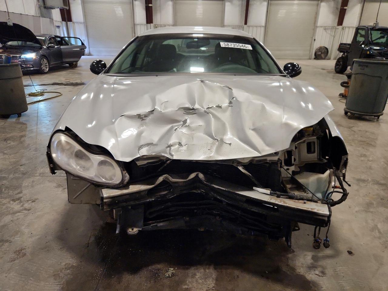 2000 Chrysler Lhs Silver vin: 2C3HC56G1YH320936