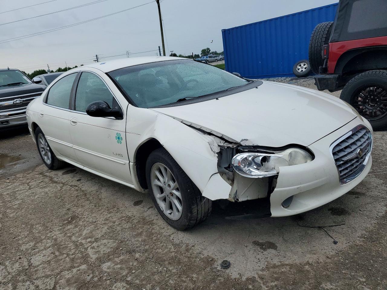 2000 Chrysler Lhs White vin: 2C3HC56G3YH237380