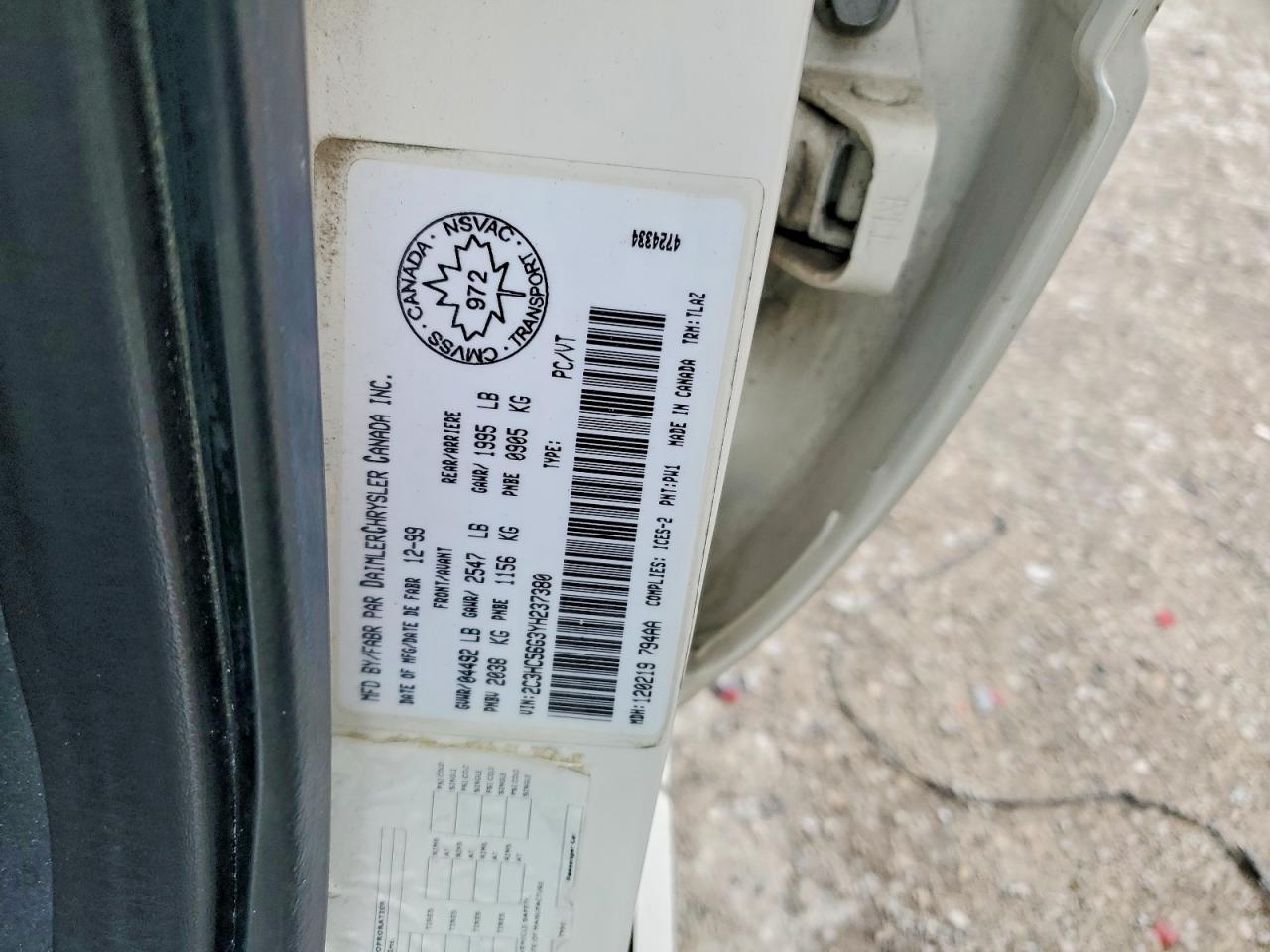 2000 Chrysler Lhs White vin: 2C3HC56G3YH237380