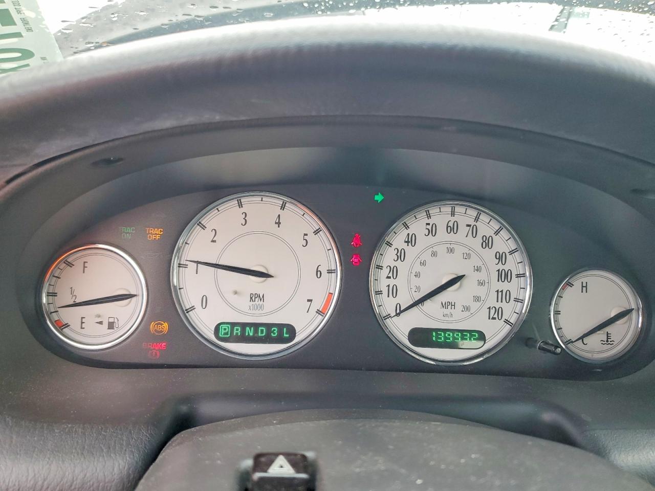 2000 Chrysler Lhs White vin: 2C3HC56G3YH237380