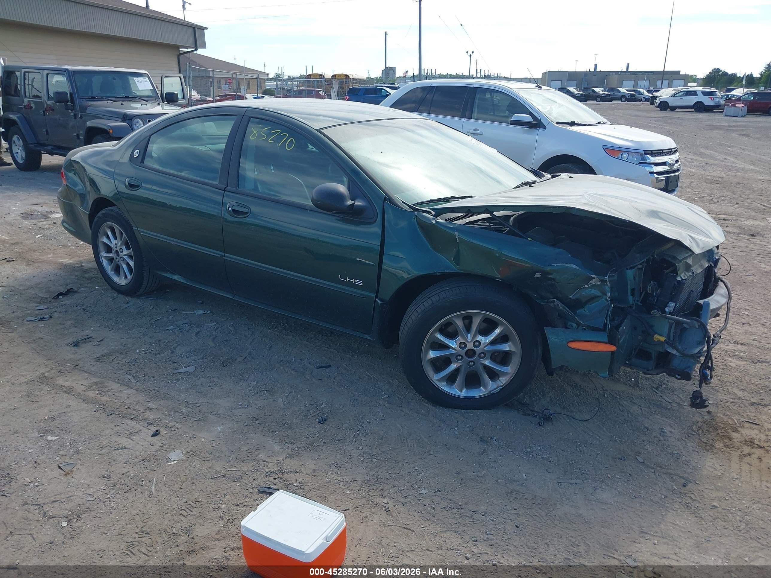 1999 Chrysler Lhs   Green vin: 2C3HC56G6XH754462