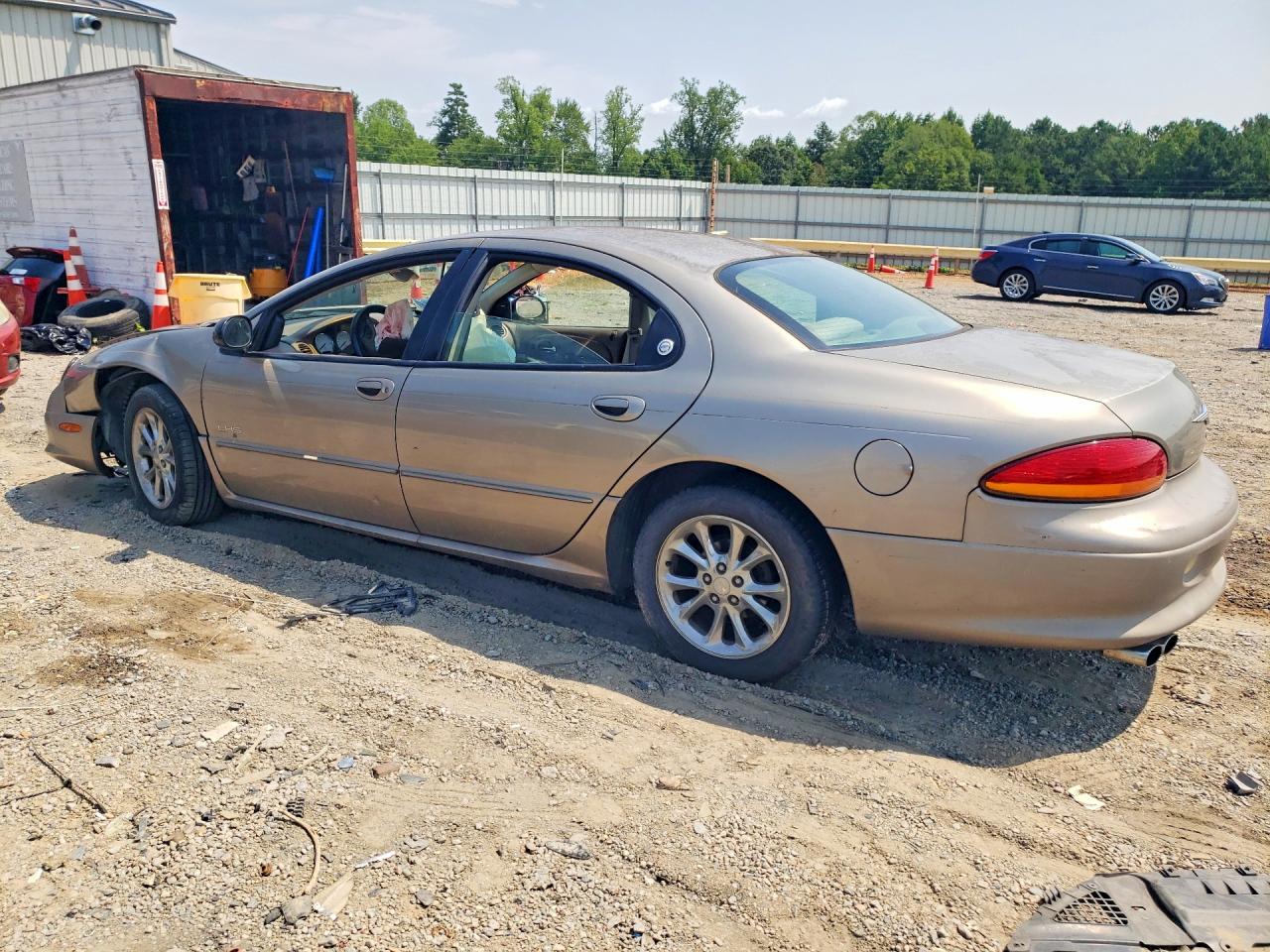 1999 Chrysler Lhs Tan vin: 2C3HC56G7XH573371