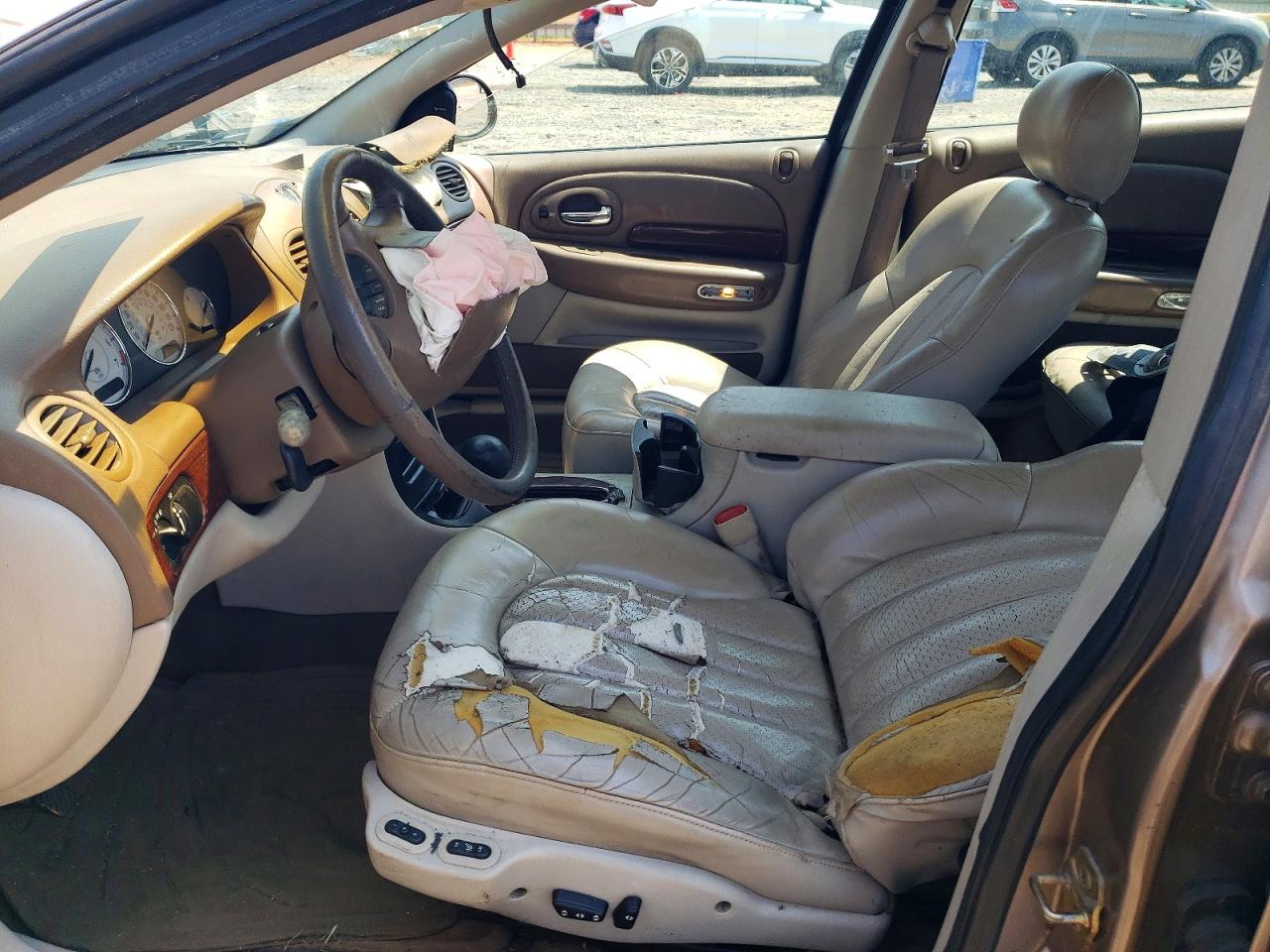 1999 Chrysler Lhs Tan vin: 2C3HC56G7XH573371