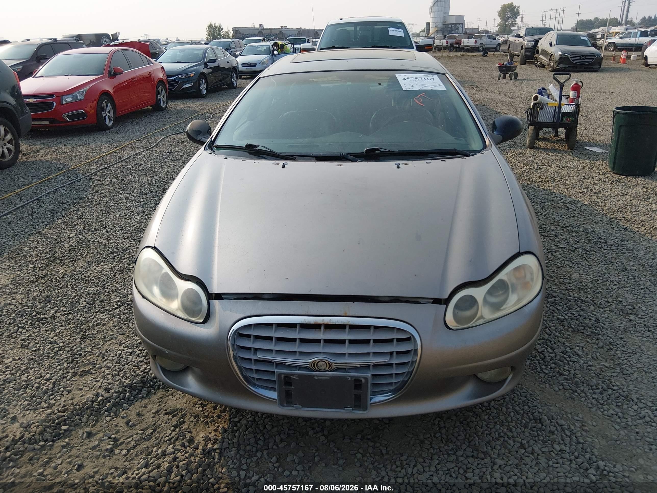 1999 Chrysler Lhs   Silver vin: 2C3HC56G7XH721678