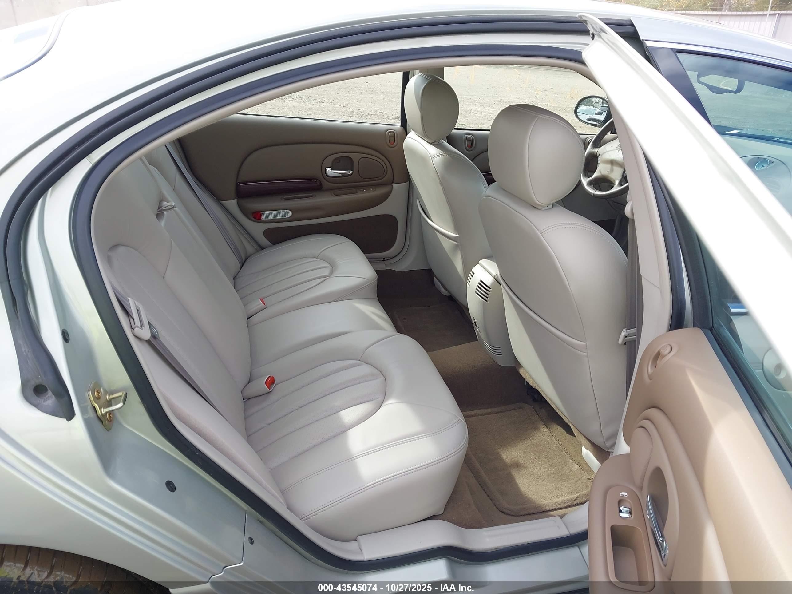 2000 Chrysler Lhs   Silver vin: 2C3HC56G7YH249676