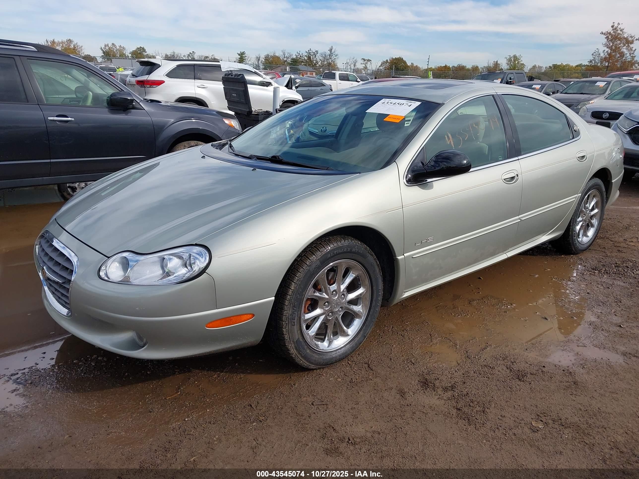 2000 Chrysler Lhs   Silver vin: 2C3HC56G7YH249676