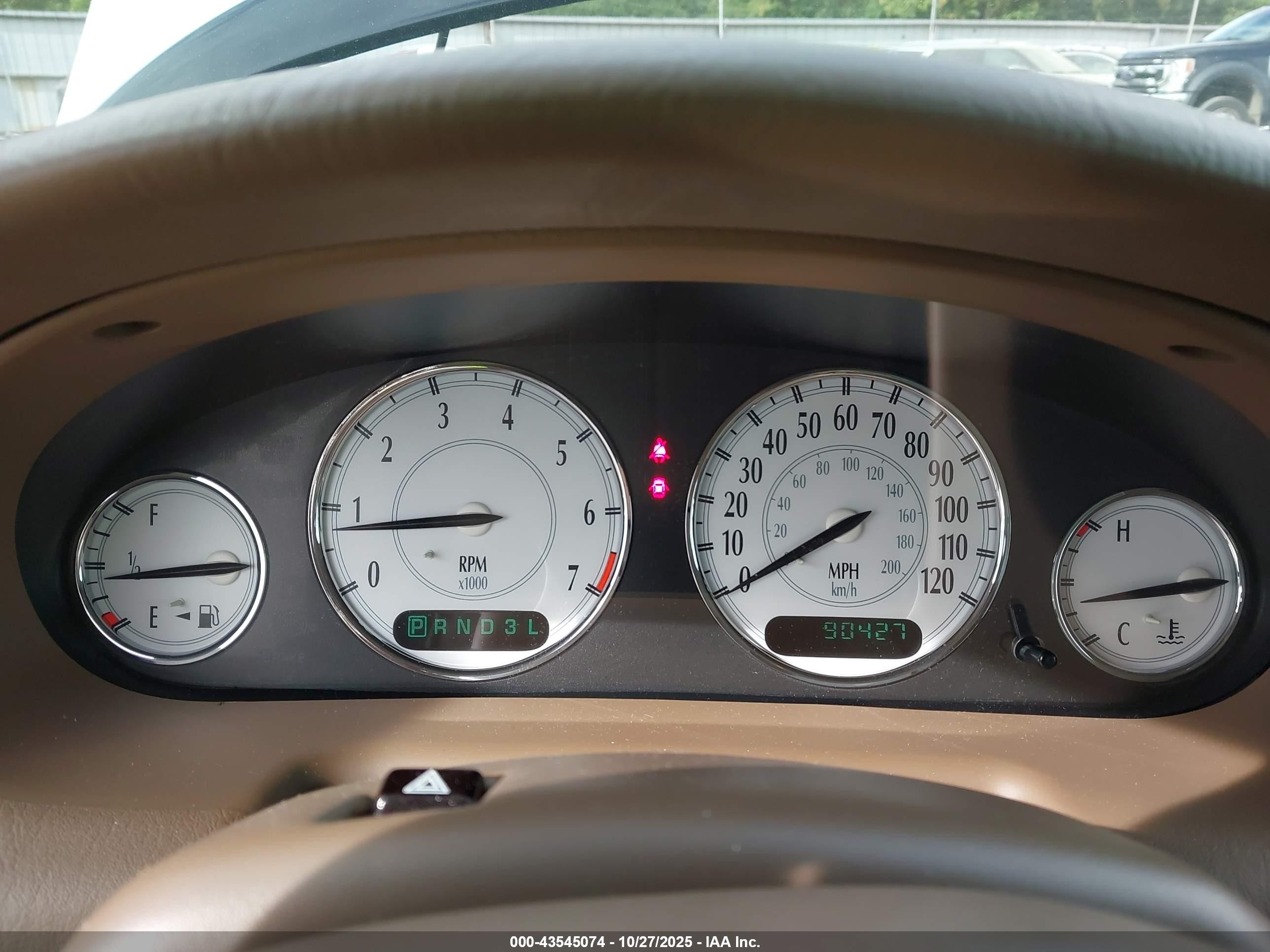 2000 Chrysler Lhs   Silver vin: 2C3HC56G7YH249676