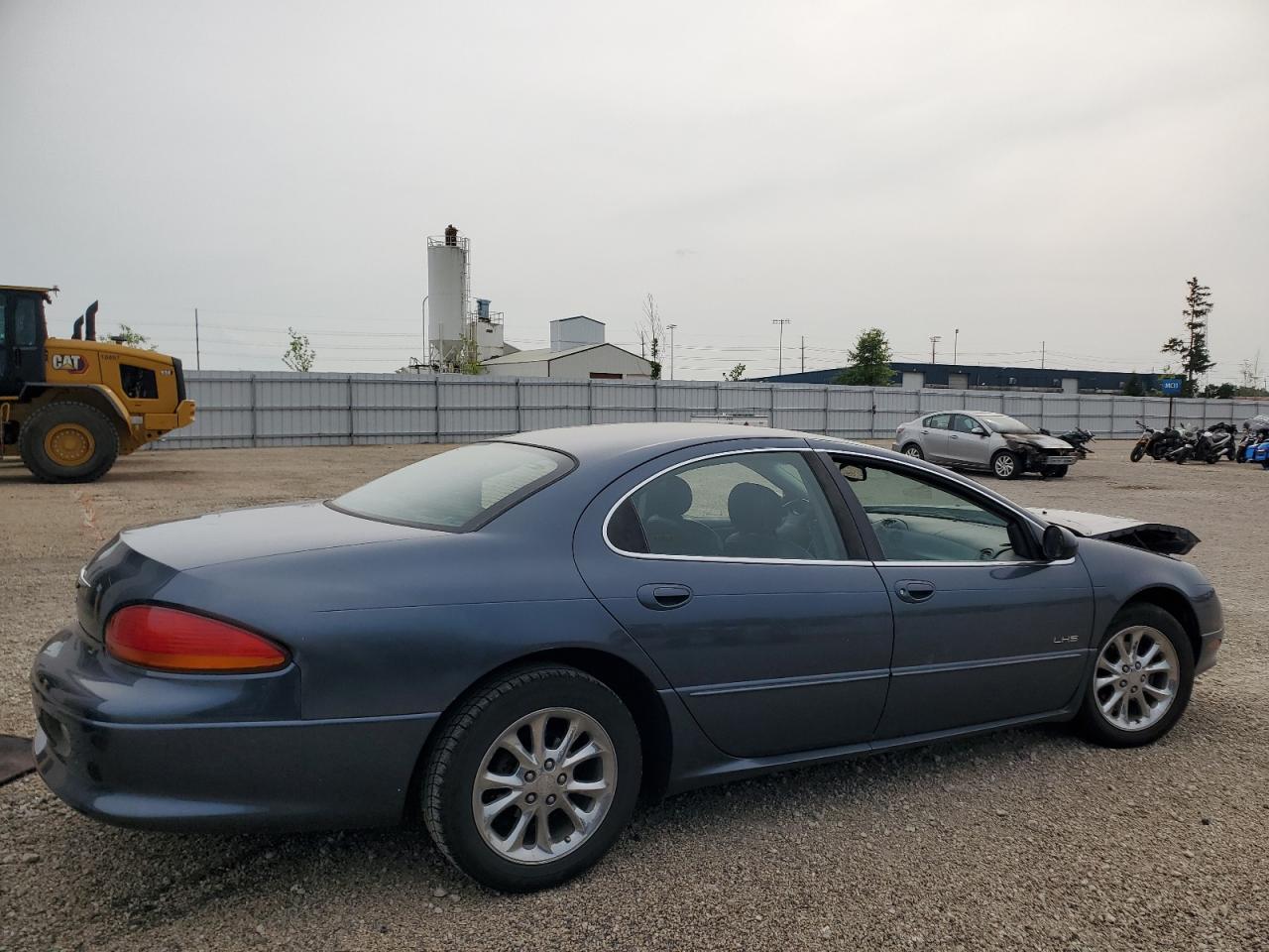 2000 Chrysler Lhs Blue vin: 2C3HC56G9YH102226