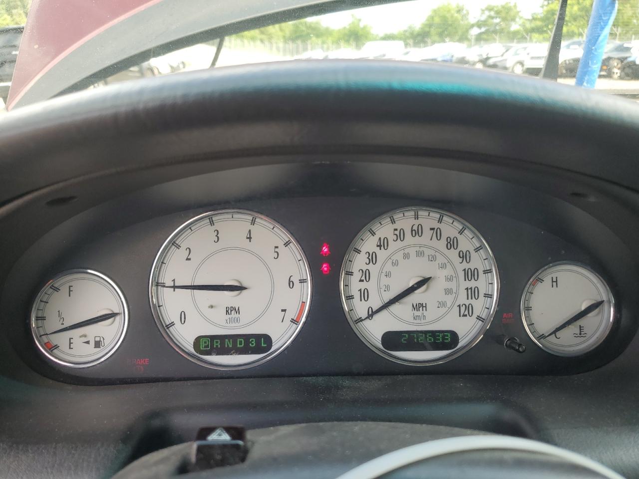 2000 Chrysler Lhs Burgundy vin: 2C3HC56G9YH215190