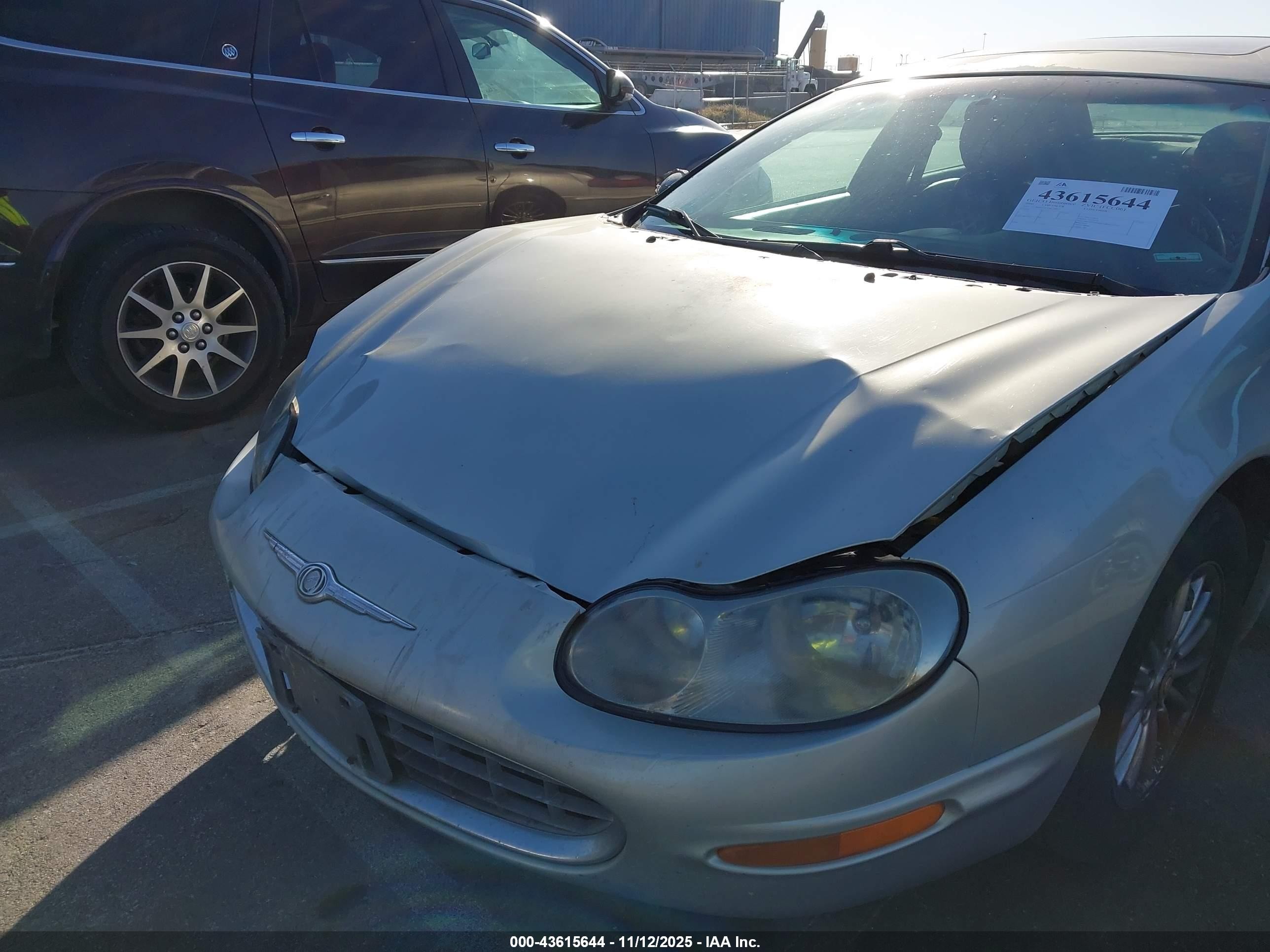 2000 Chrysler Concorde Lxi Gold vin: 2C3HD36J0YH270933