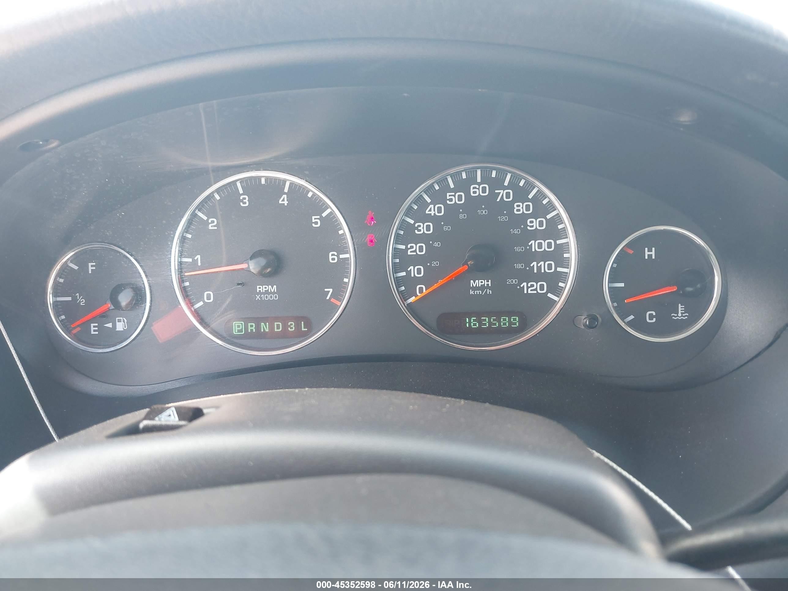2000 Chrysler Concorde Lxi Gray vin: 2C3HD36J1YH167634