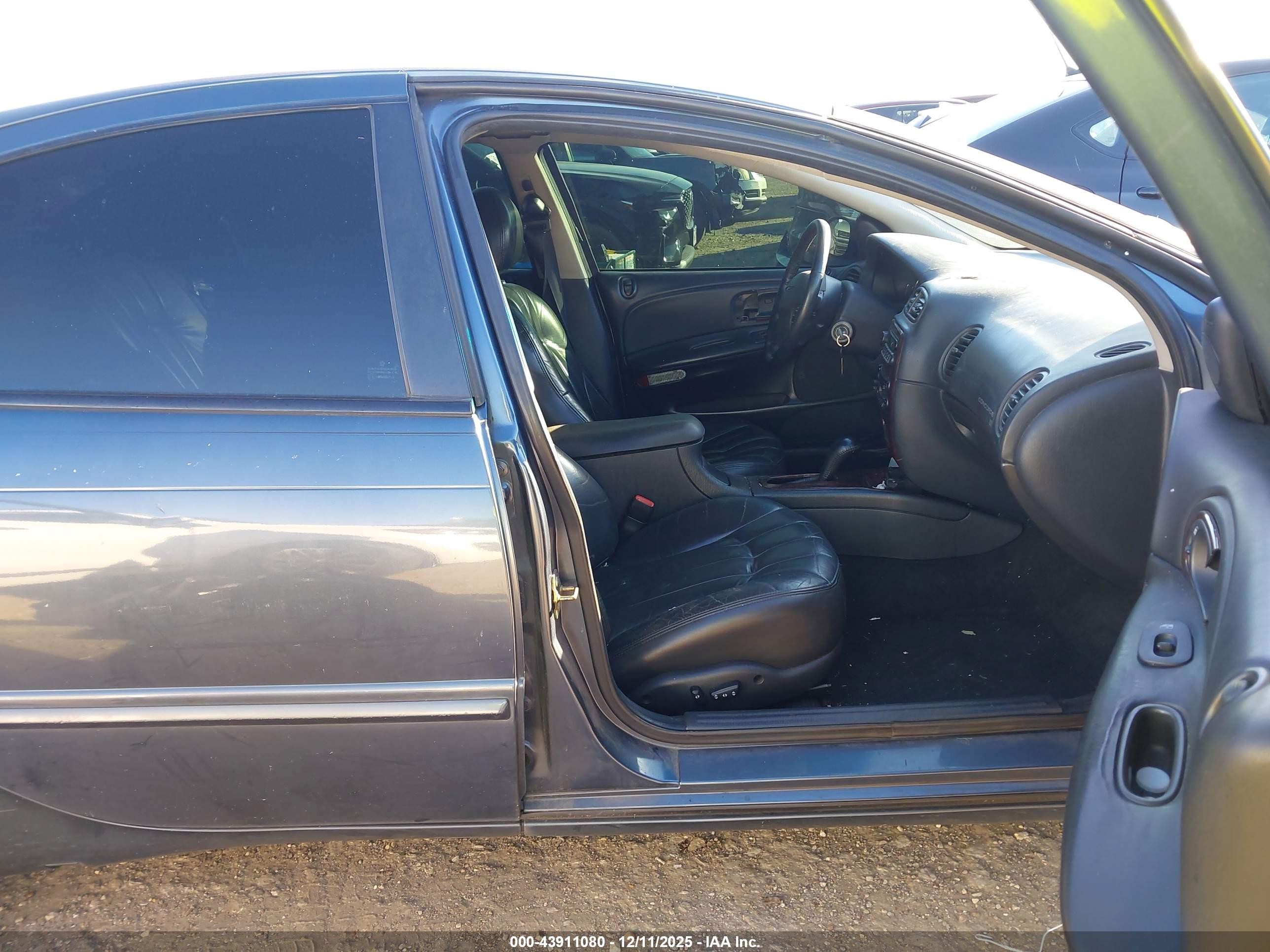 2001 Chrysler Concorde Lxi Blue vin: 2C3HD36J21H531226