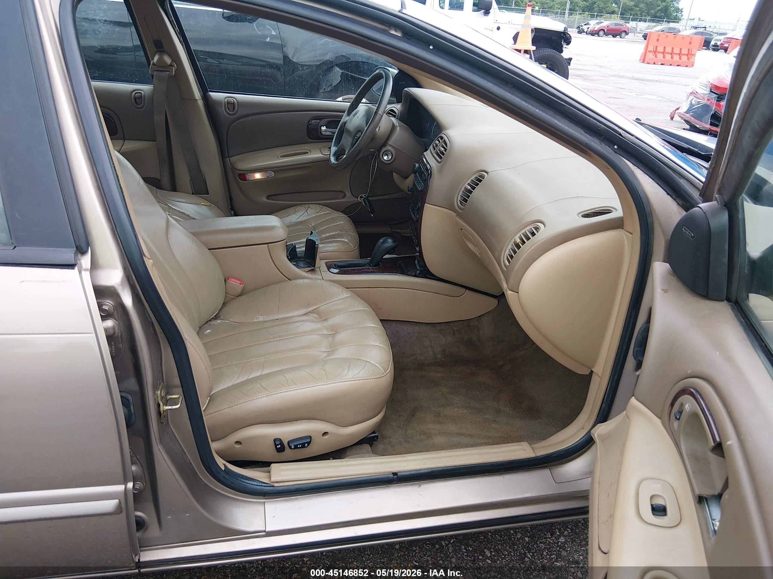 2000 Chrysler Concorde Lxi Brown vin: 2C3HD36J3YH169160