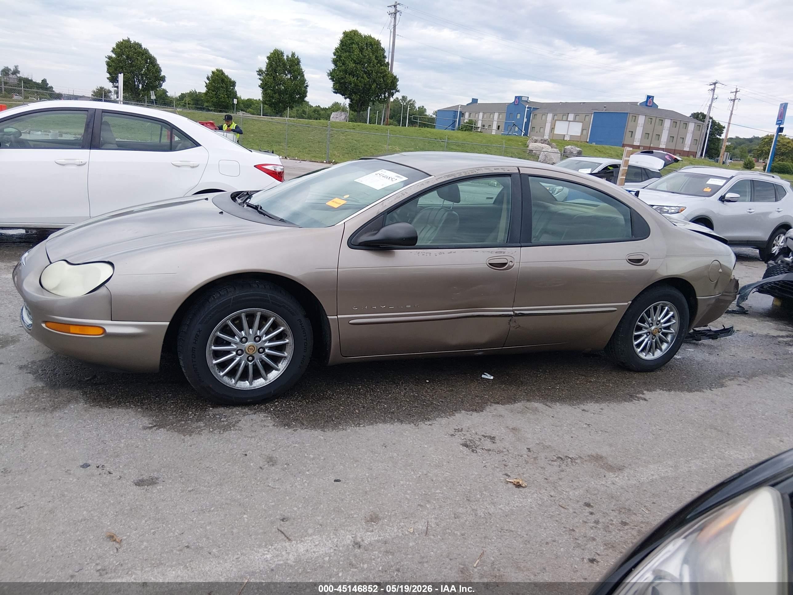 2000 Chrysler Concorde Lxi Brown vin: 2C3HD36J3YH169160