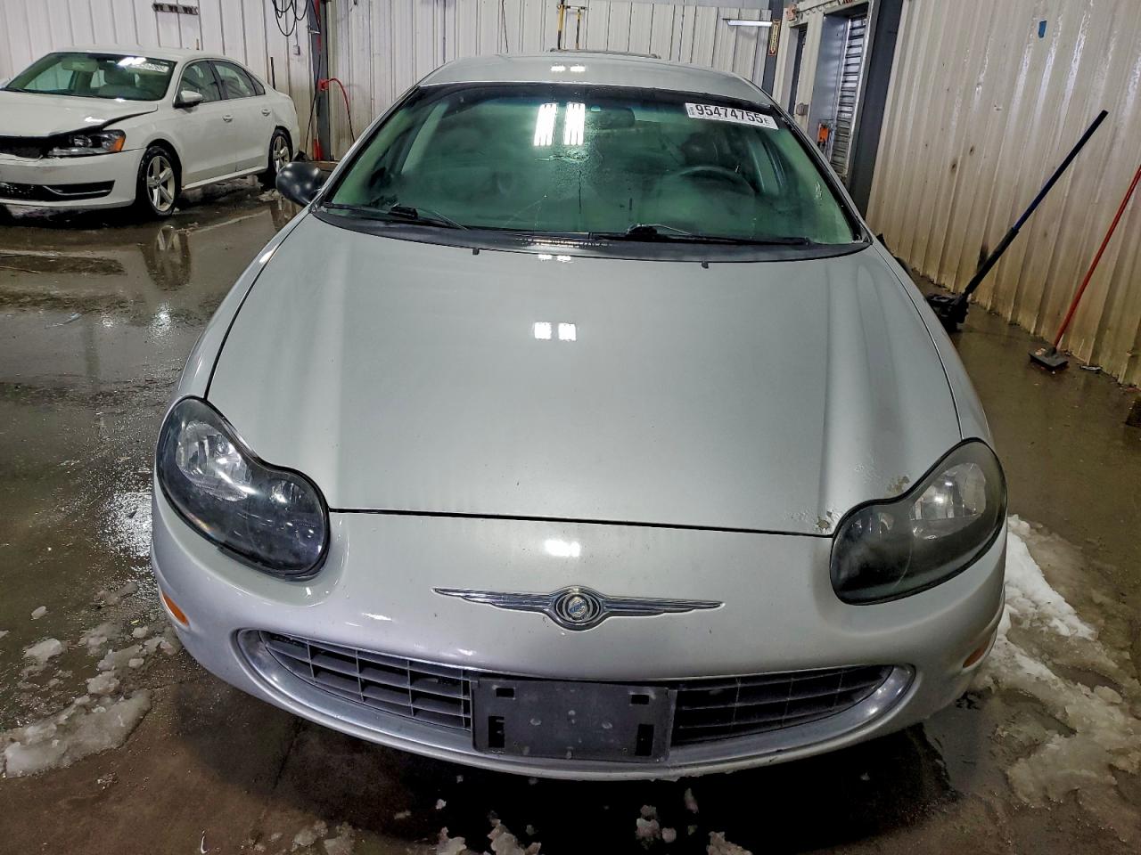 2000 Chrysler Concorde Lxi Silver vin: 2C3HD36J4YH384806