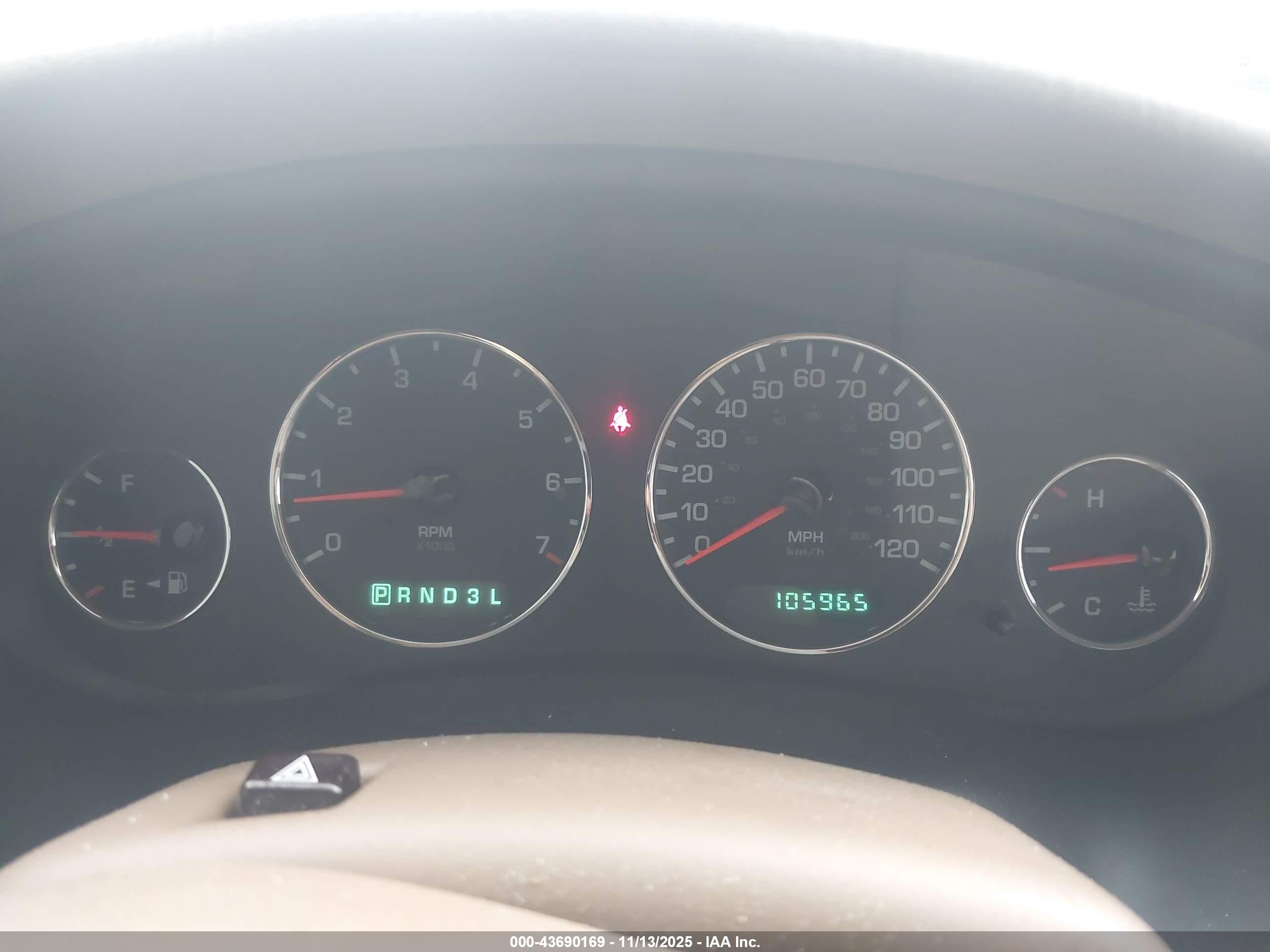 2000 Chrysler Concorde Lxi Gold vin: 2C3HD36J4YH427198