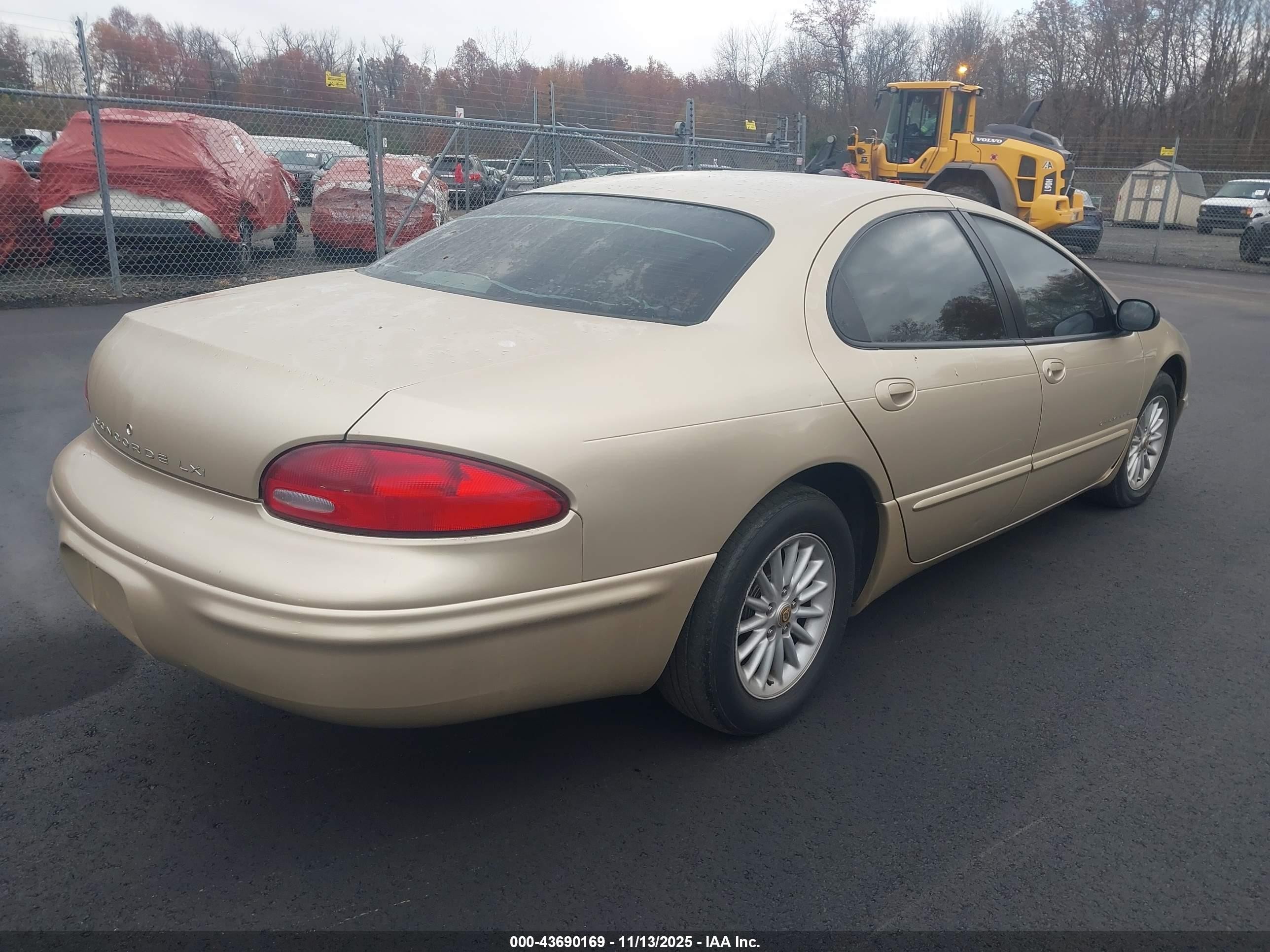 2000 Chrysler Concorde Lxi Gold vin: 2C3HD36J4YH427198