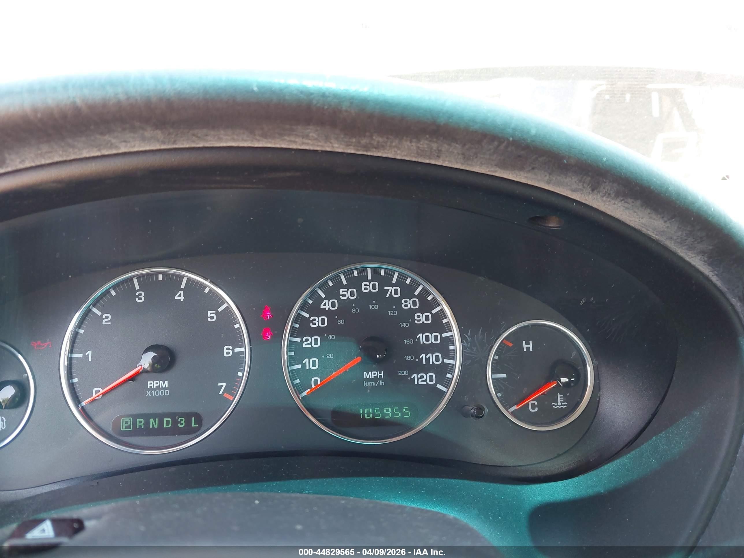 2000 Chrysler Concorde Lxi Фиолетовый vin: 2C3HD36J8YH370293