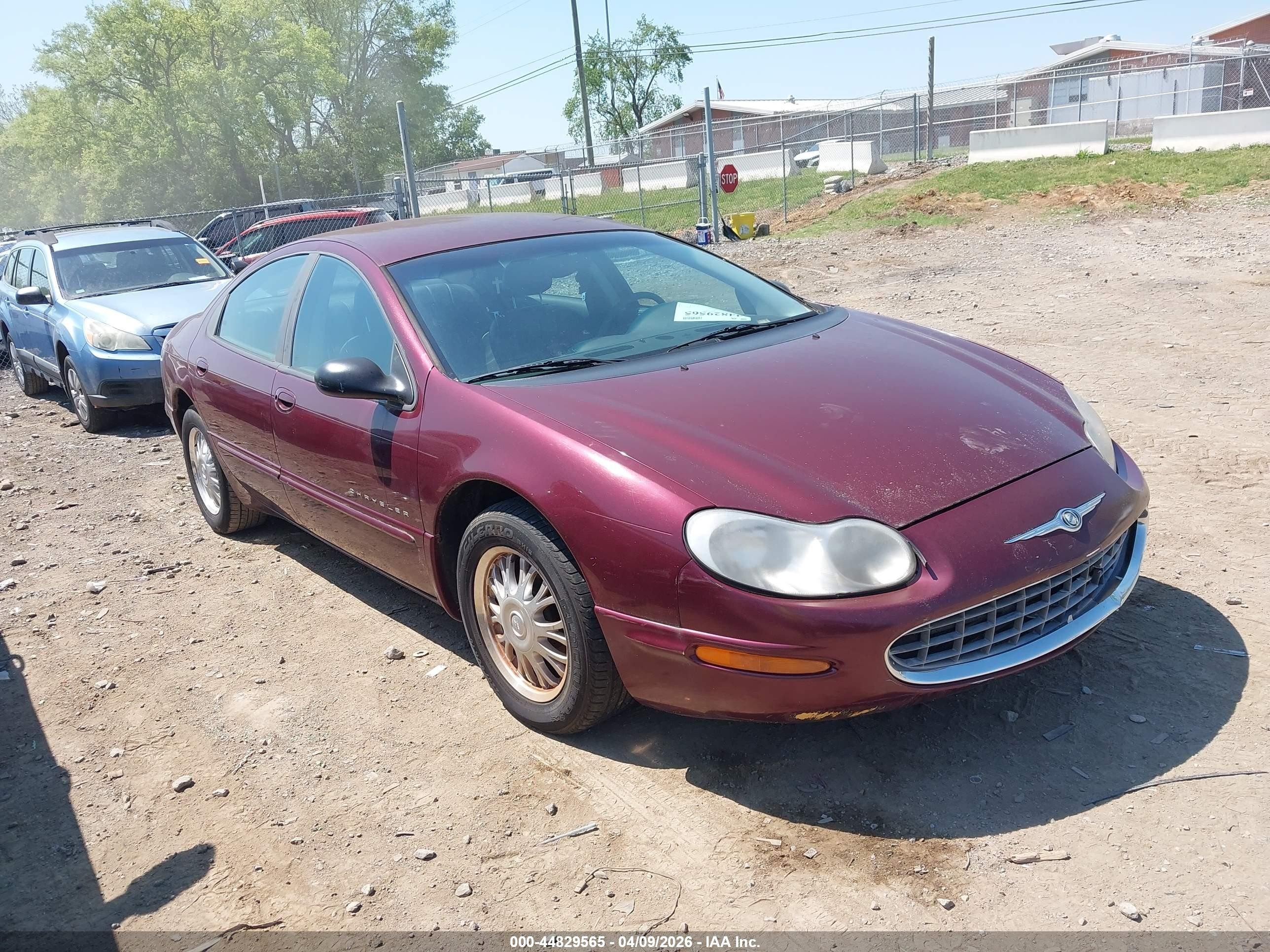2000 Chrysler Concorde Lxi Purple vin: 2C3HD36J8YH370293