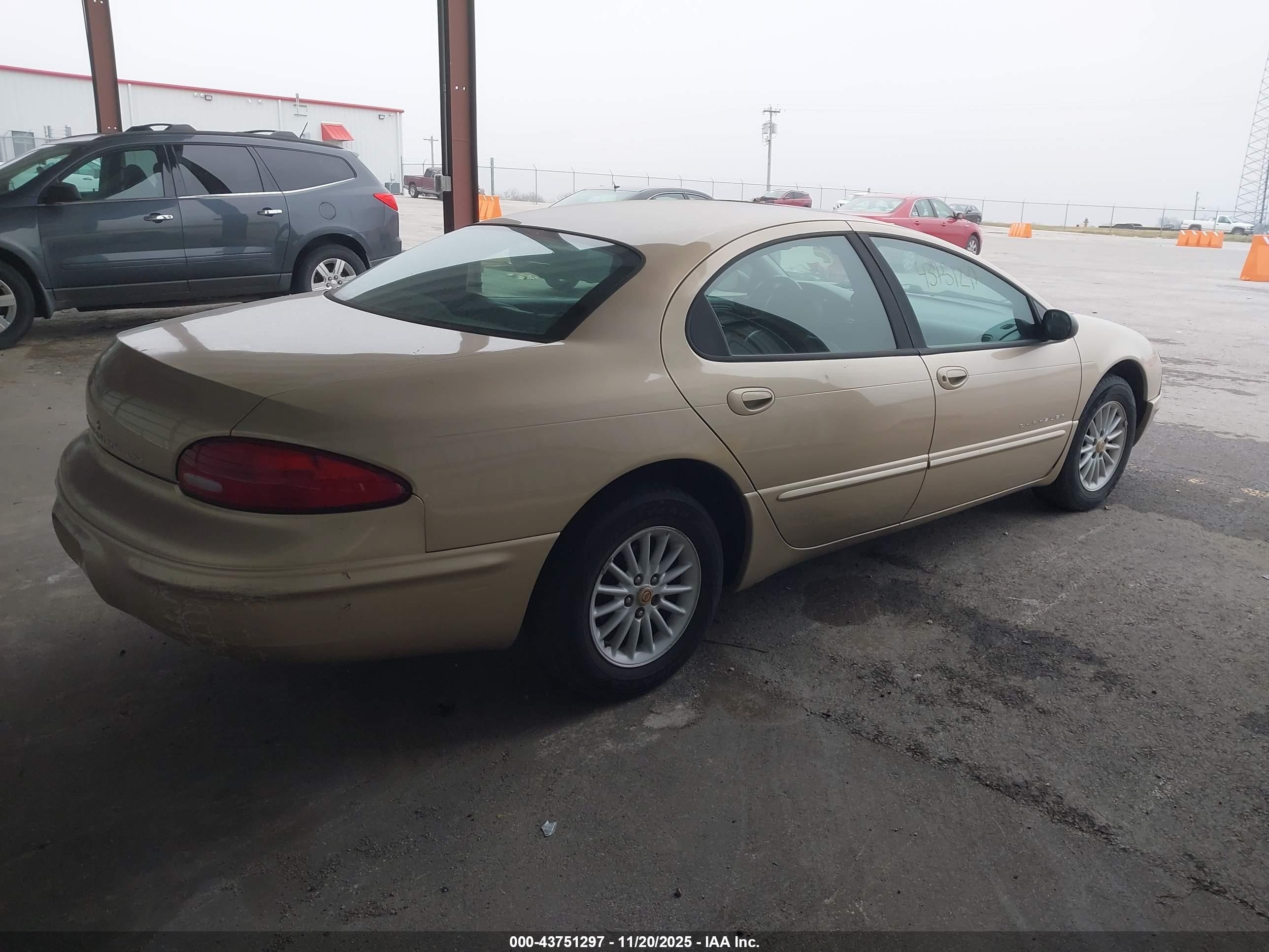 2000 Chrysler Concorde Lxi Золотой vin: 2C3HD36J9YH272065