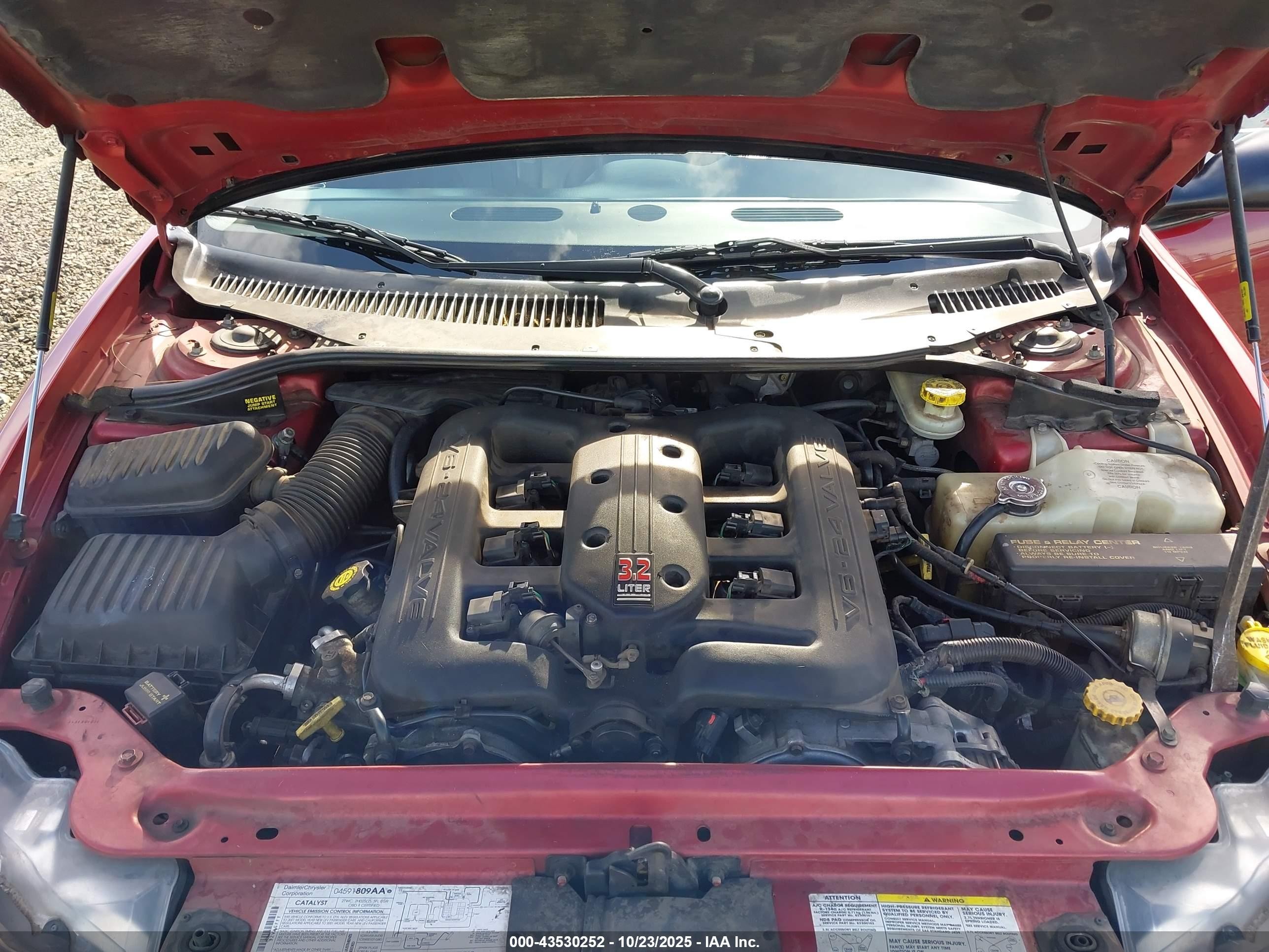 2001 Chrysler Concorde Lxi Red vin: 2C3HD36JX1H704751