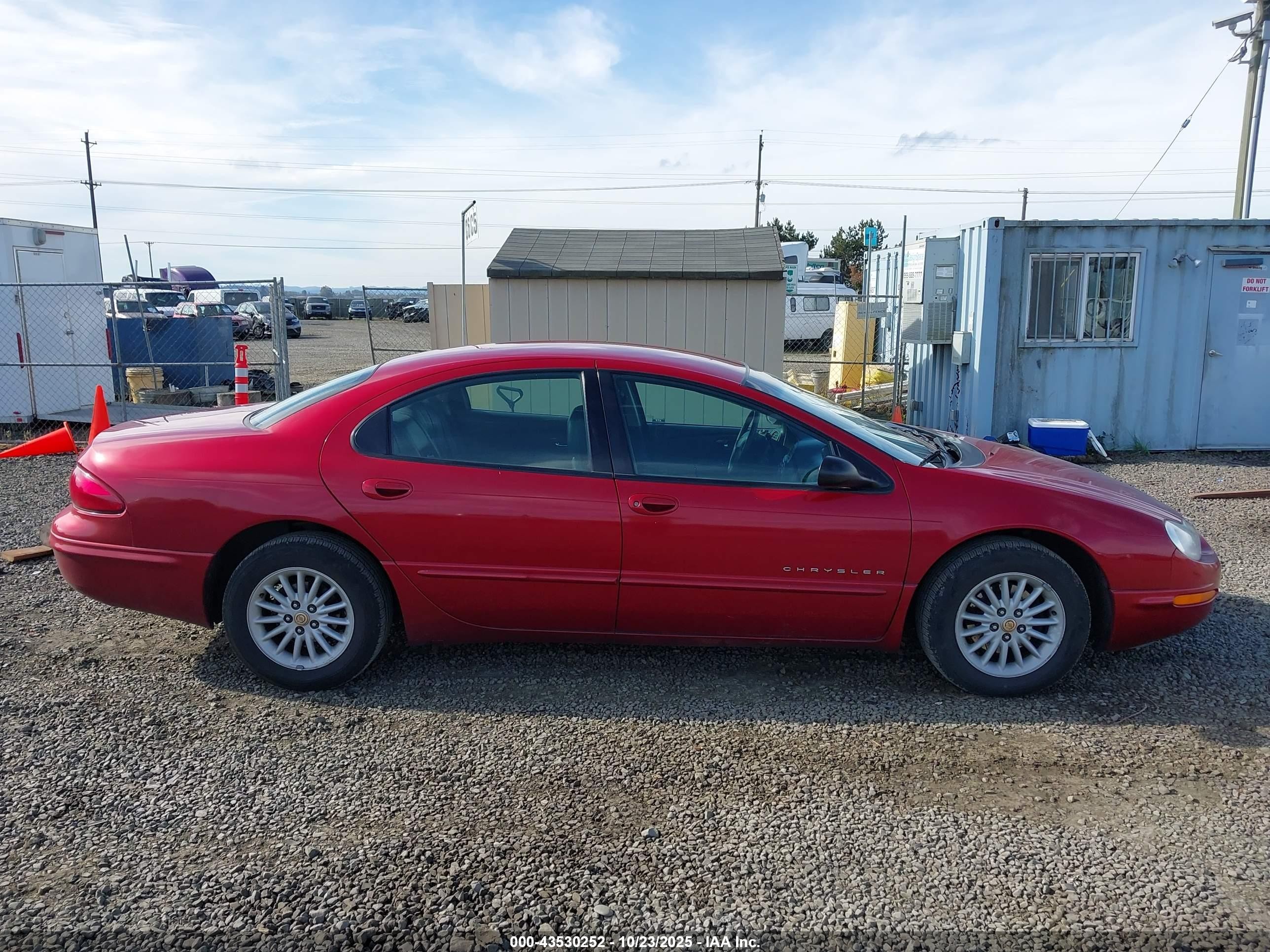 2001 Chrysler Concorde Lxi Red vin: 2C3HD36JX1H704751