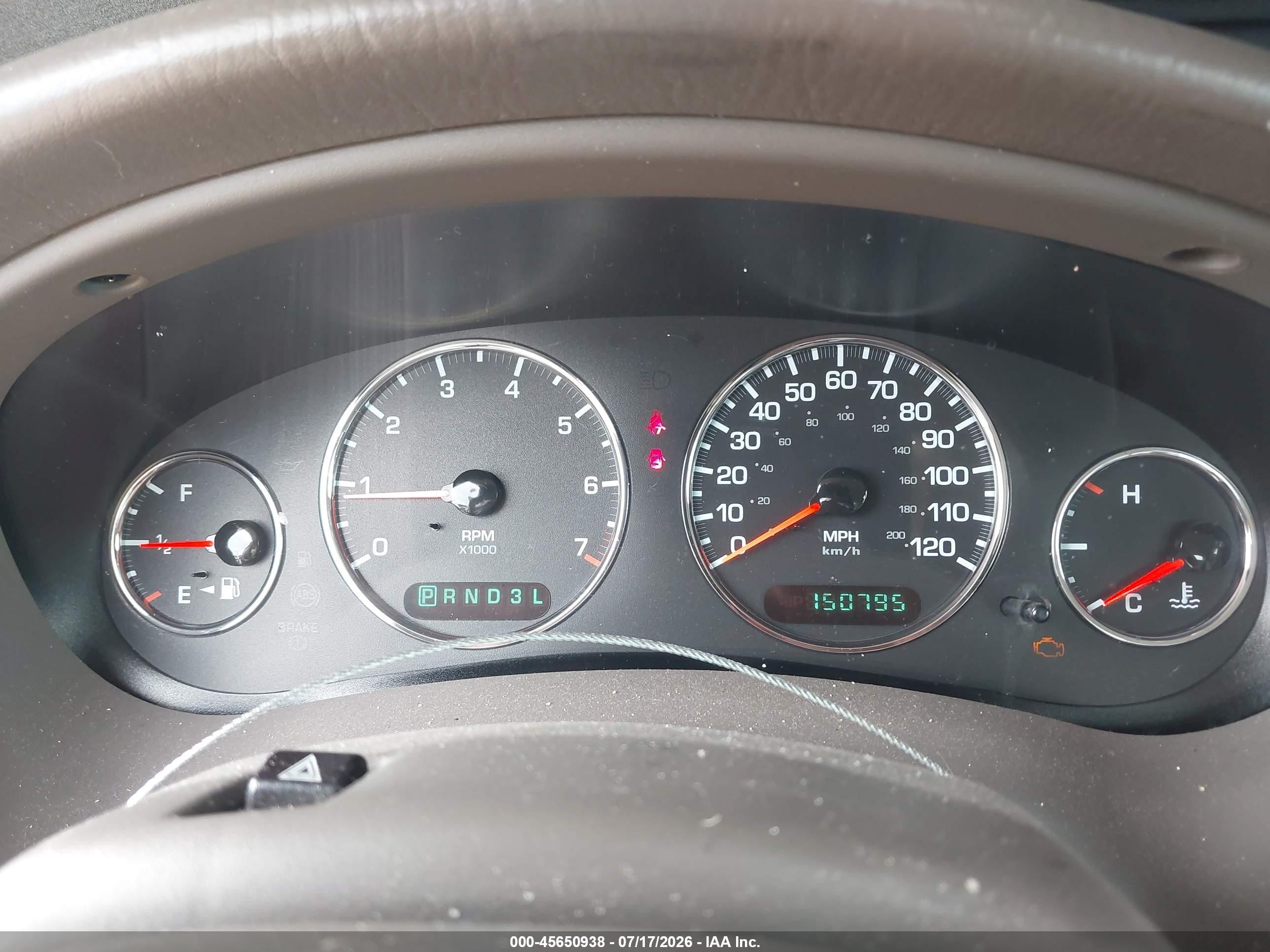 2004 Chrysler Concorde Lxi Серебряный vin: 2C3HD36M04H655719