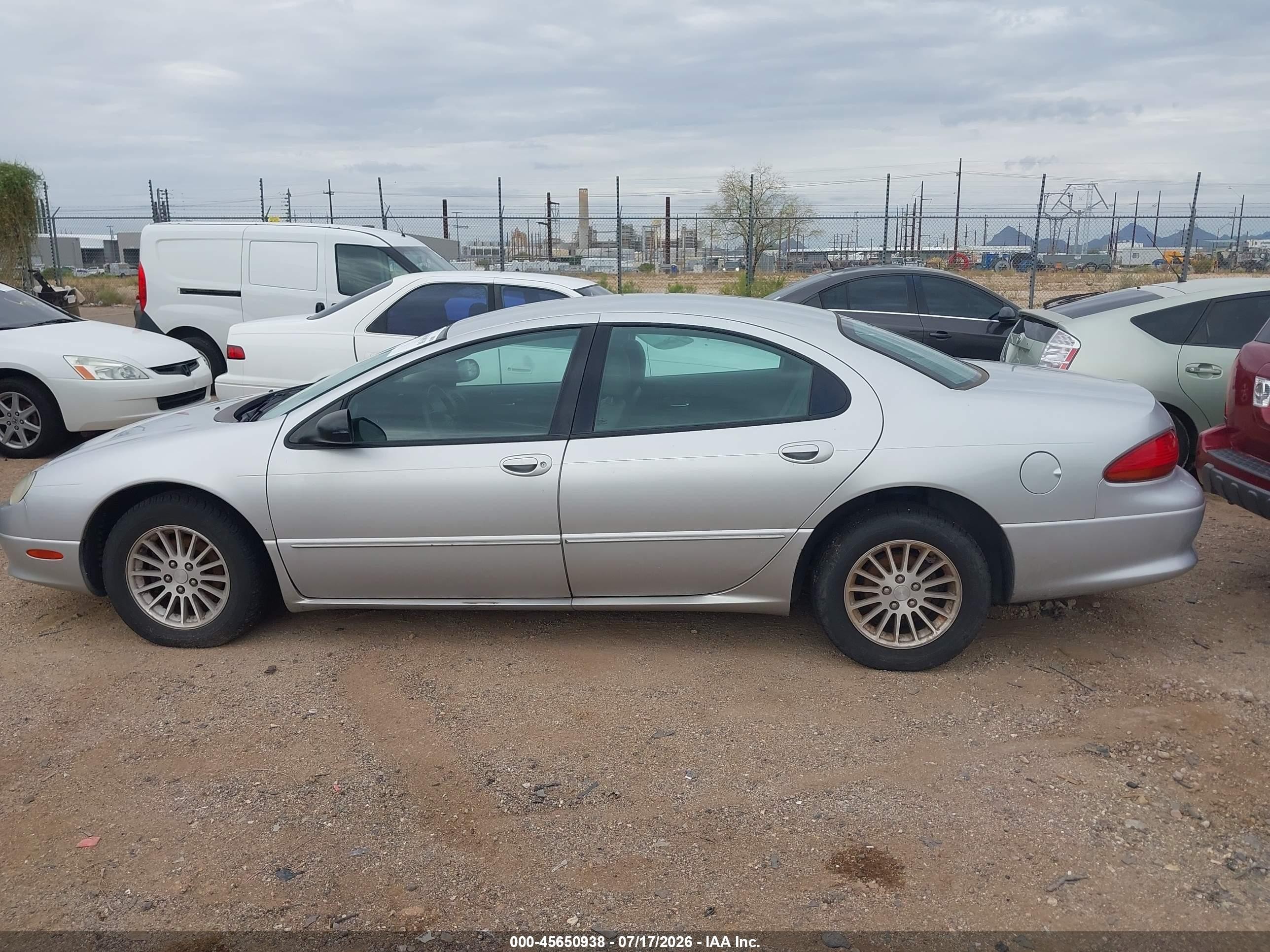 2004 Chrysler Concorde Lxi Серебряный vin: 2C3HD36M04H655719