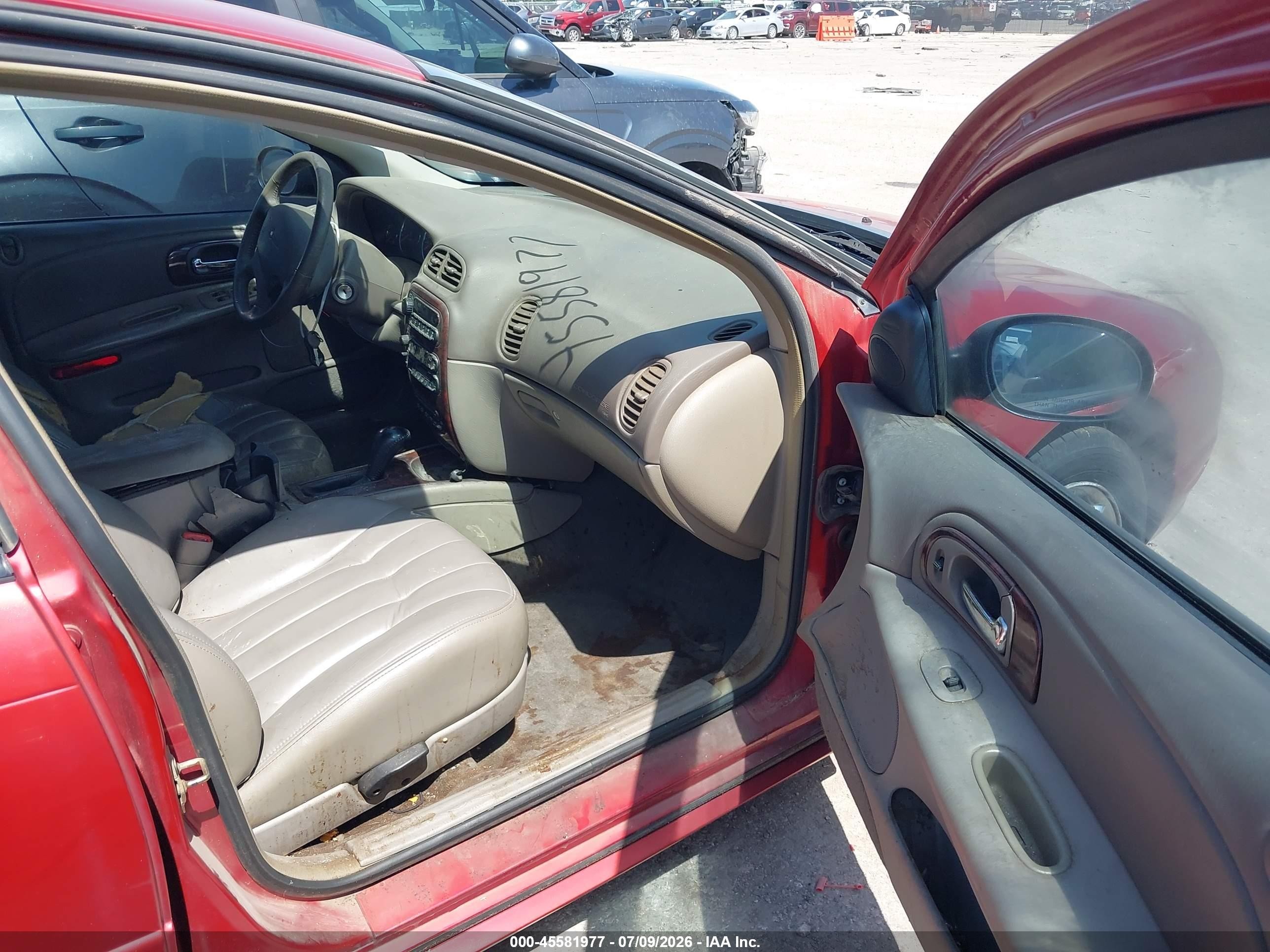 2002 Chrysler Concorde Lxi Red vin: 2C3HD36M12H255827