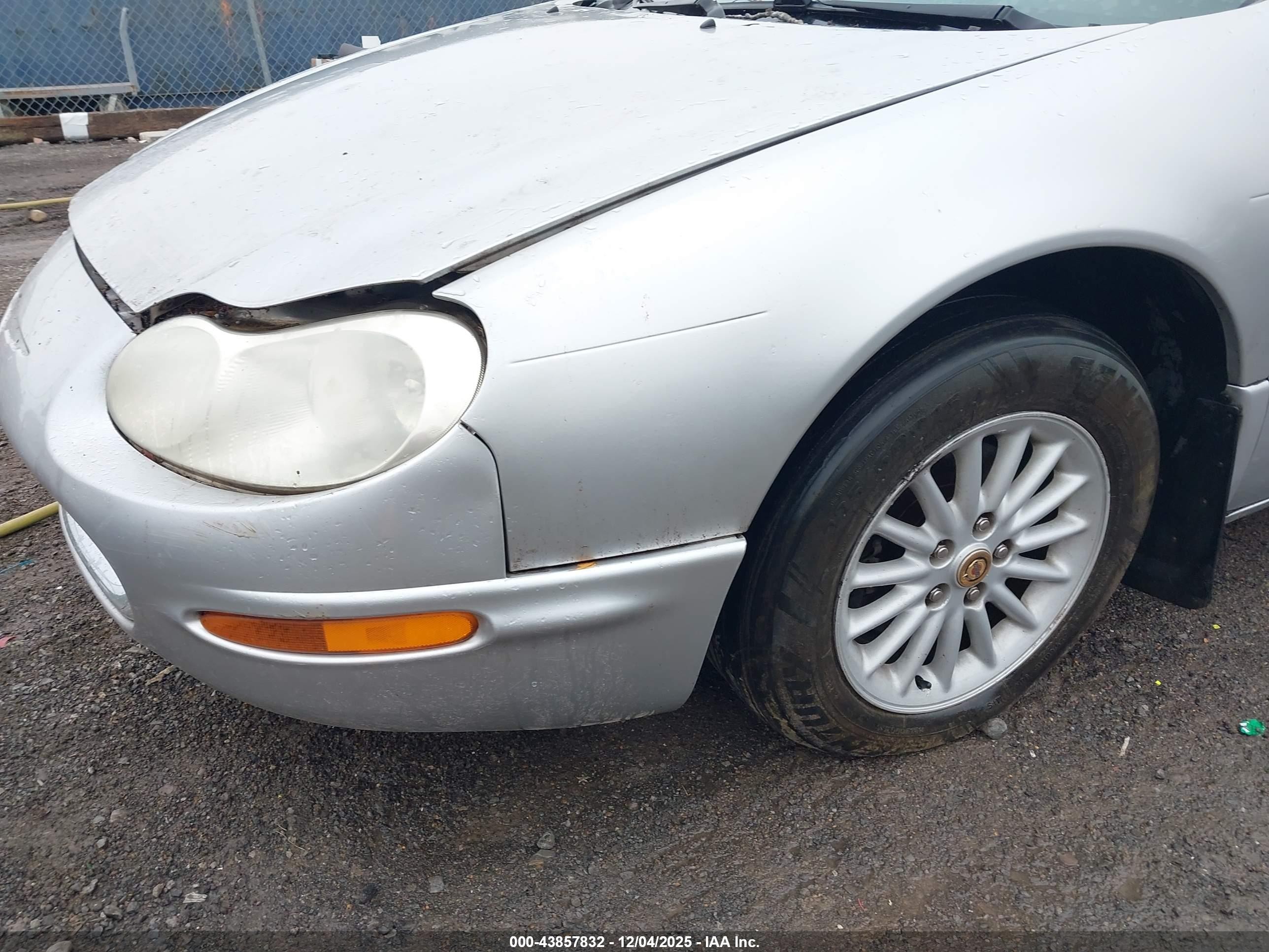 2000 Chrysler Concorde Lx Серебряный vin: 2C3HD46R1YH134760