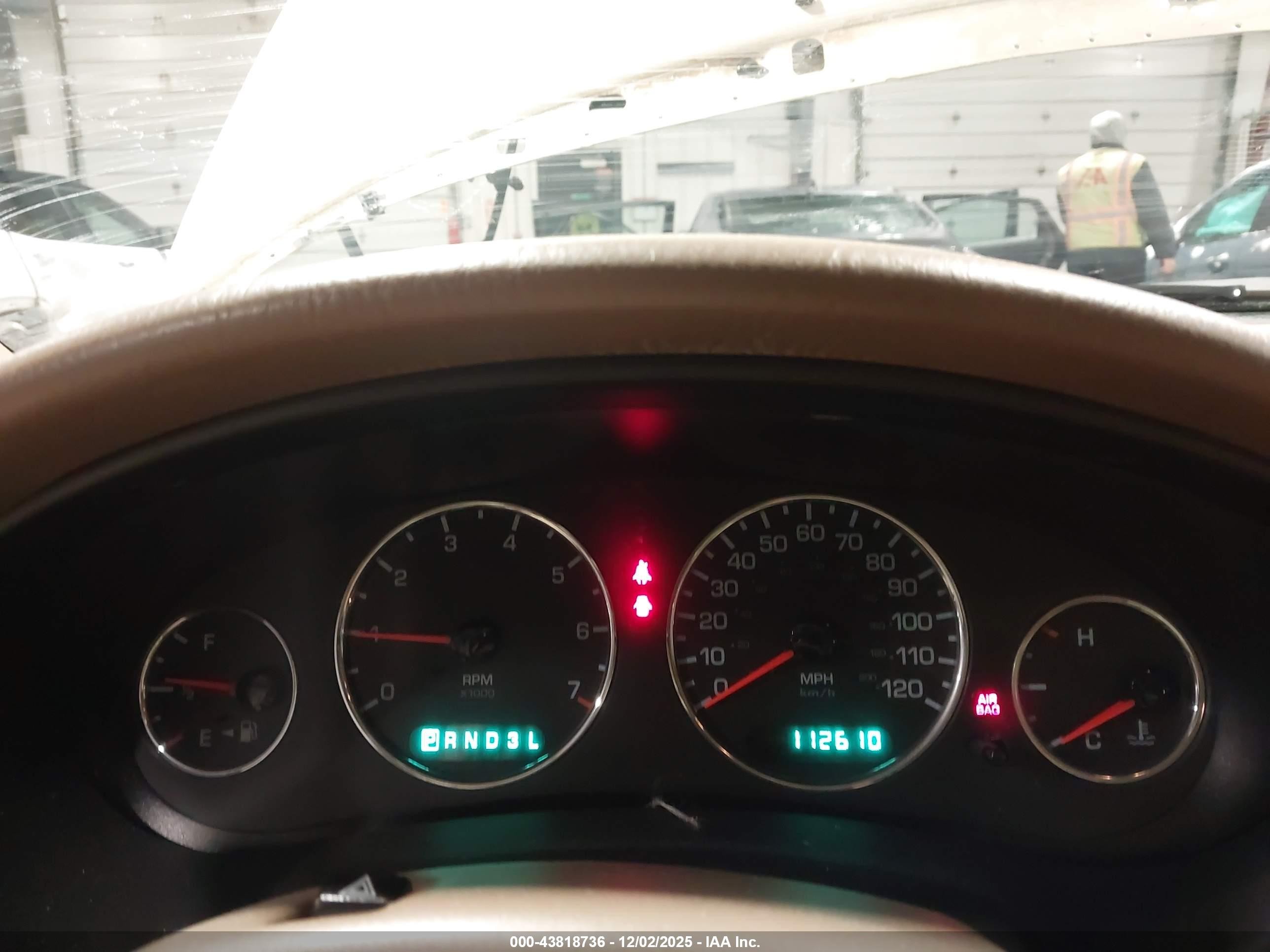 2000 Chrysler Concorde Lx Gold vin: 2C3HD46R3YH136140