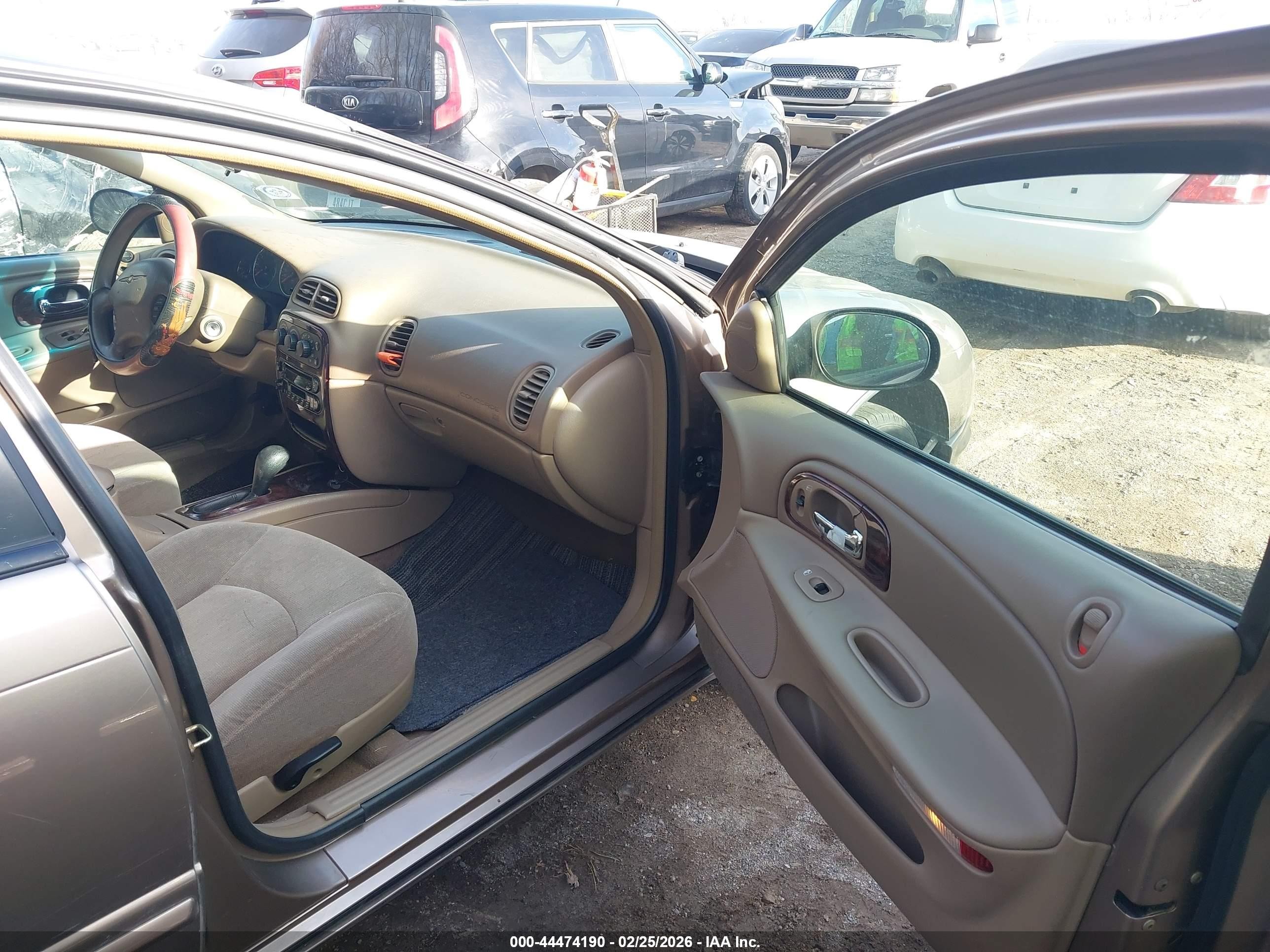 2001 Chrysler Concorde Lx Beige vin: 2C3HD46R41H581301