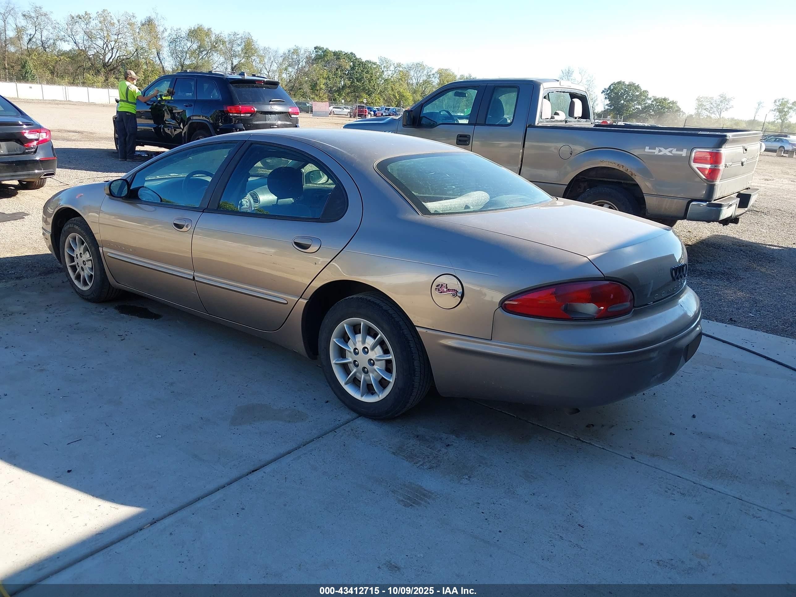 2000 Chrysler Concorde Lx Gold vin: 2C3HD46R4YH346522