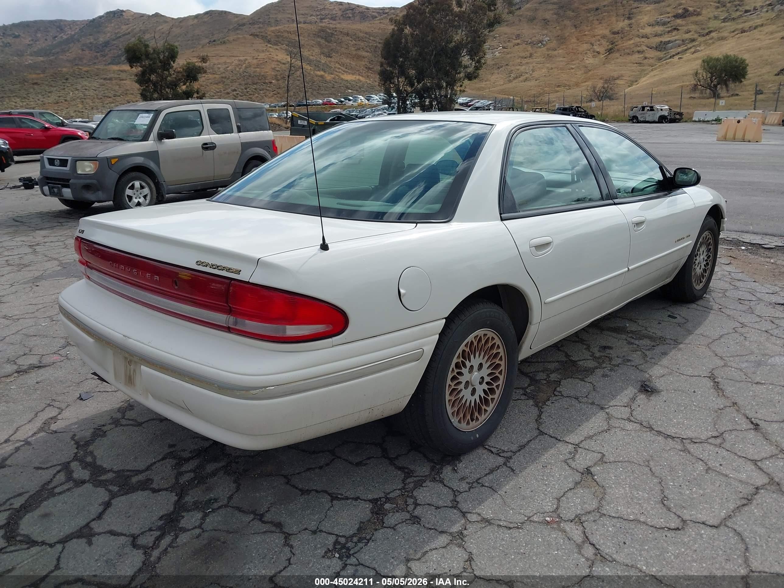 1997 Chrysler Concorde Lx White vin: 2C3HD56F6VH562704