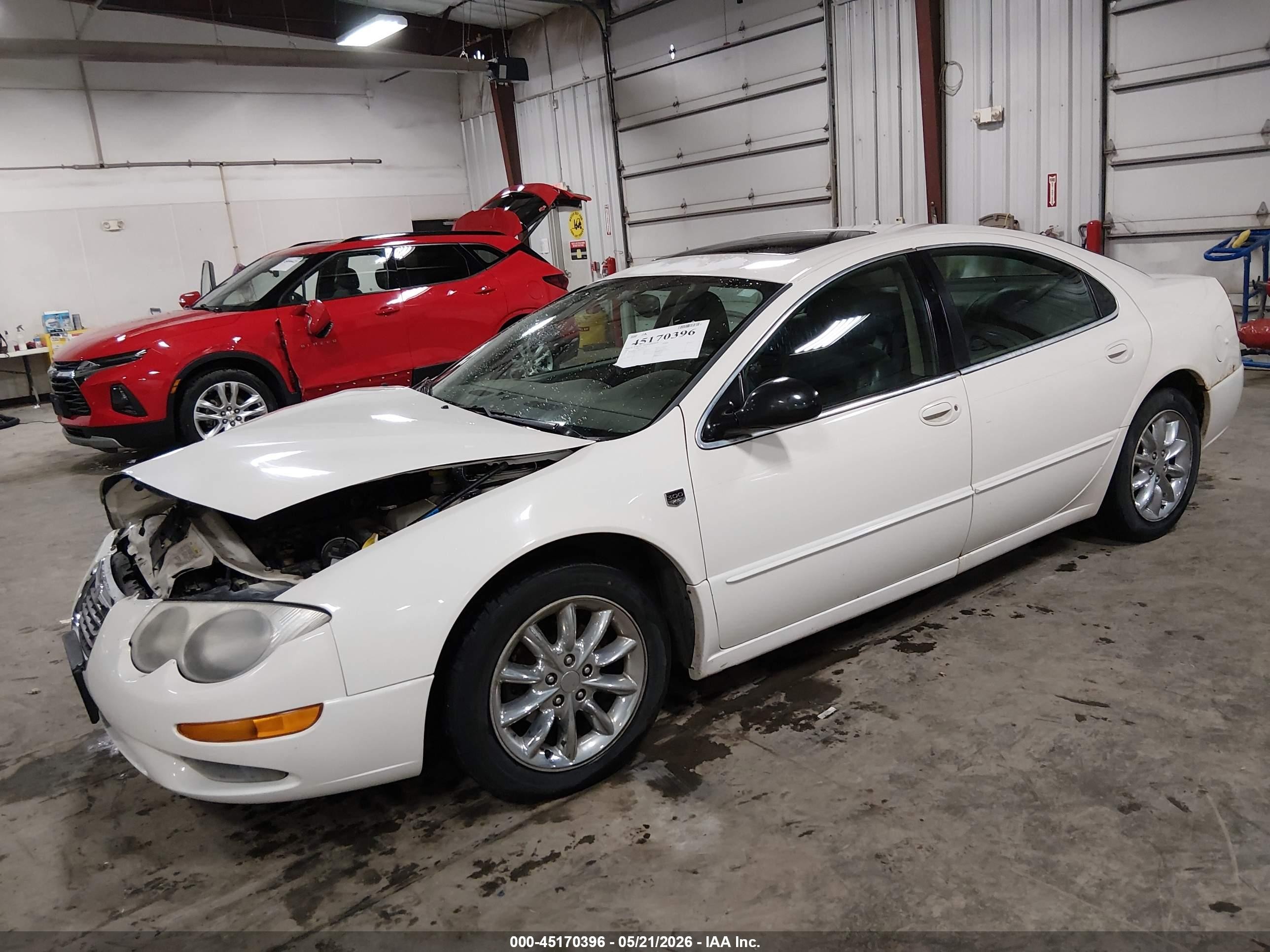 2004 Chrysler 300m   White vin: 2C3HE66G24H657481