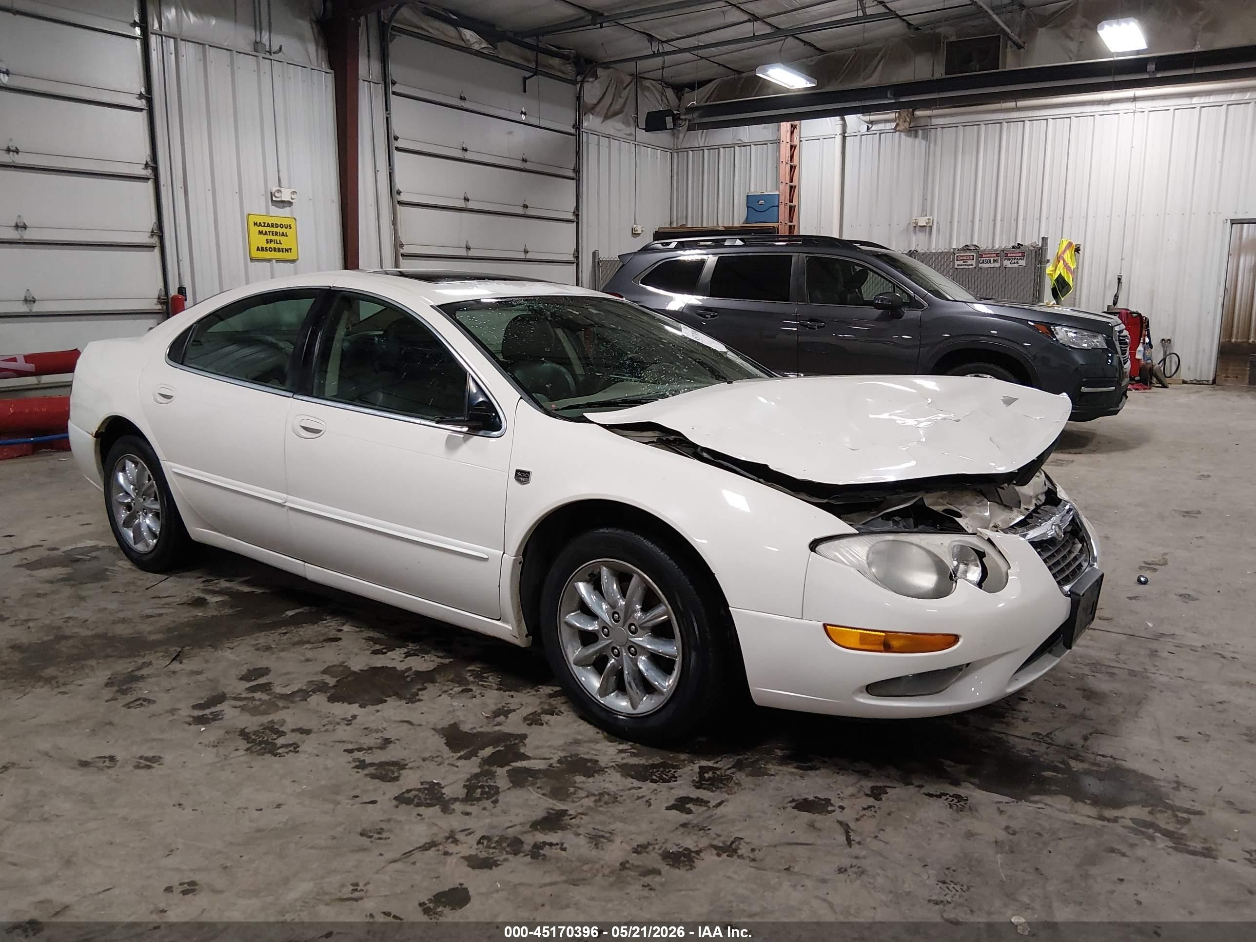 2004 Chrysler 300m   White vin: 2C3HE66G24H657481