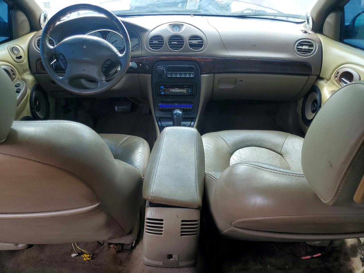2004 Chrysler 300m Maroon vin: 2C3HE66G44H676081