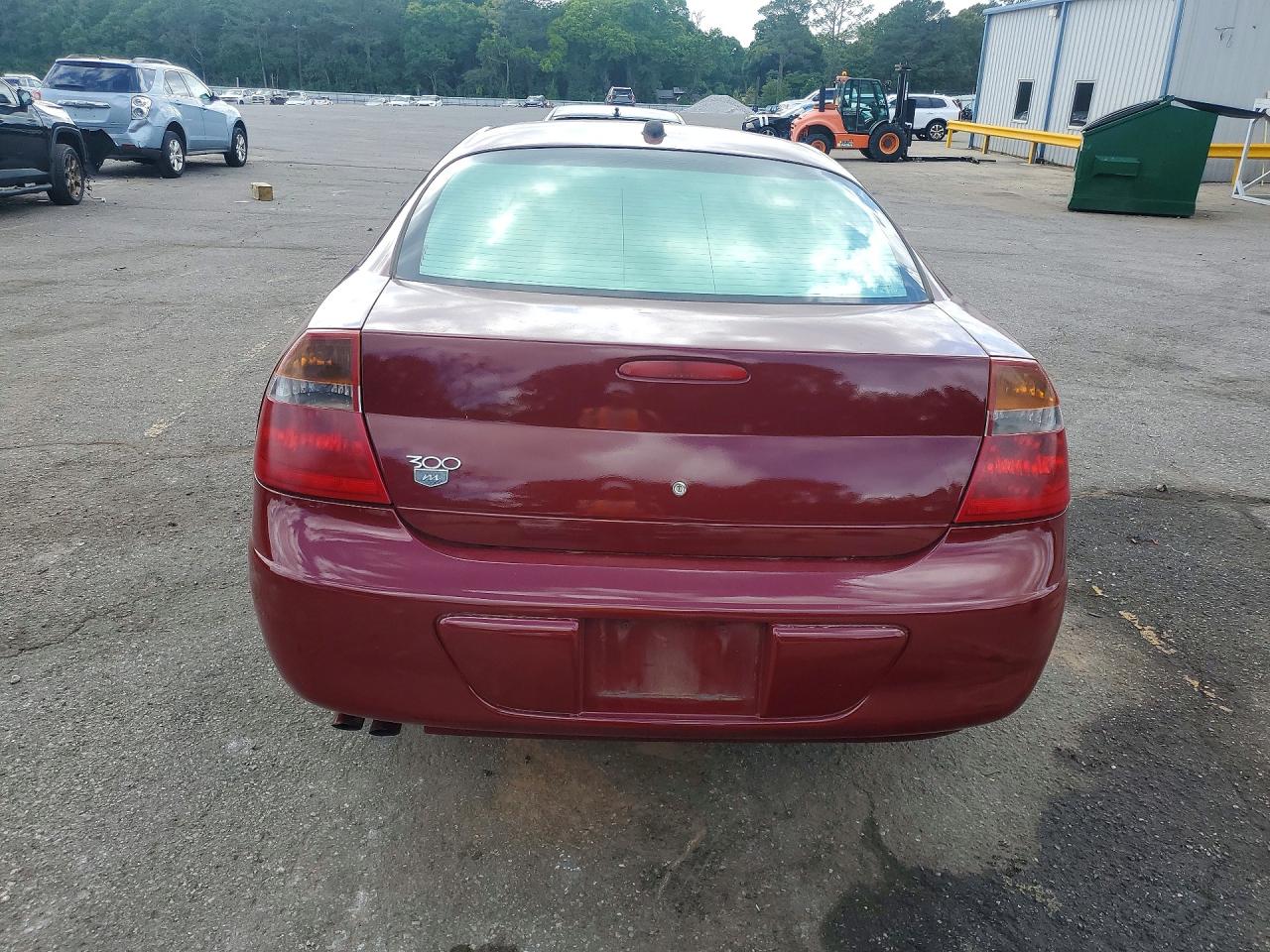 2004 Chrysler 300m Maroon vin: 2C3HE66G44H676081