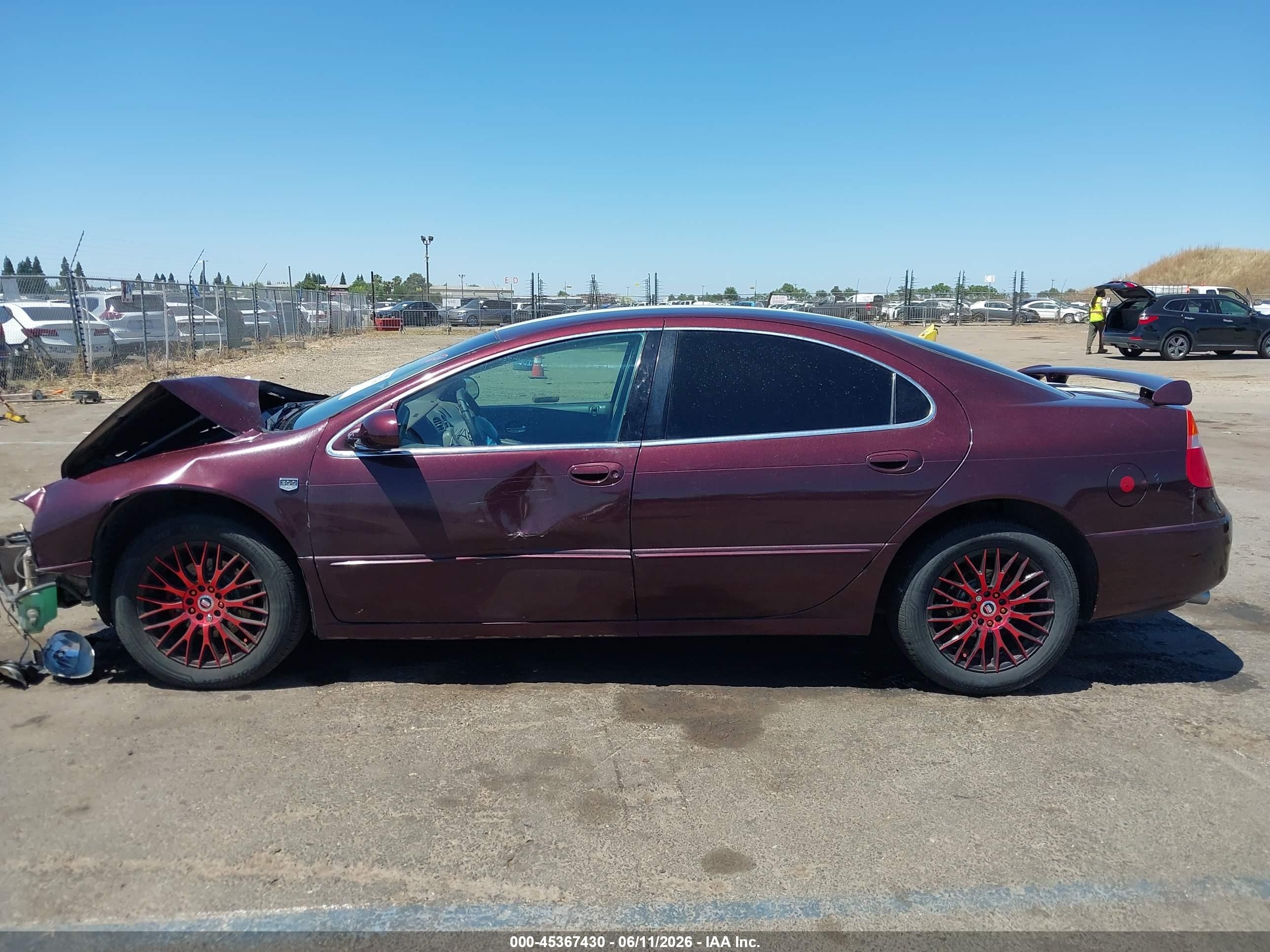 2002 Chrysler 300m   Purple vin: 2C3HE66G62H310748