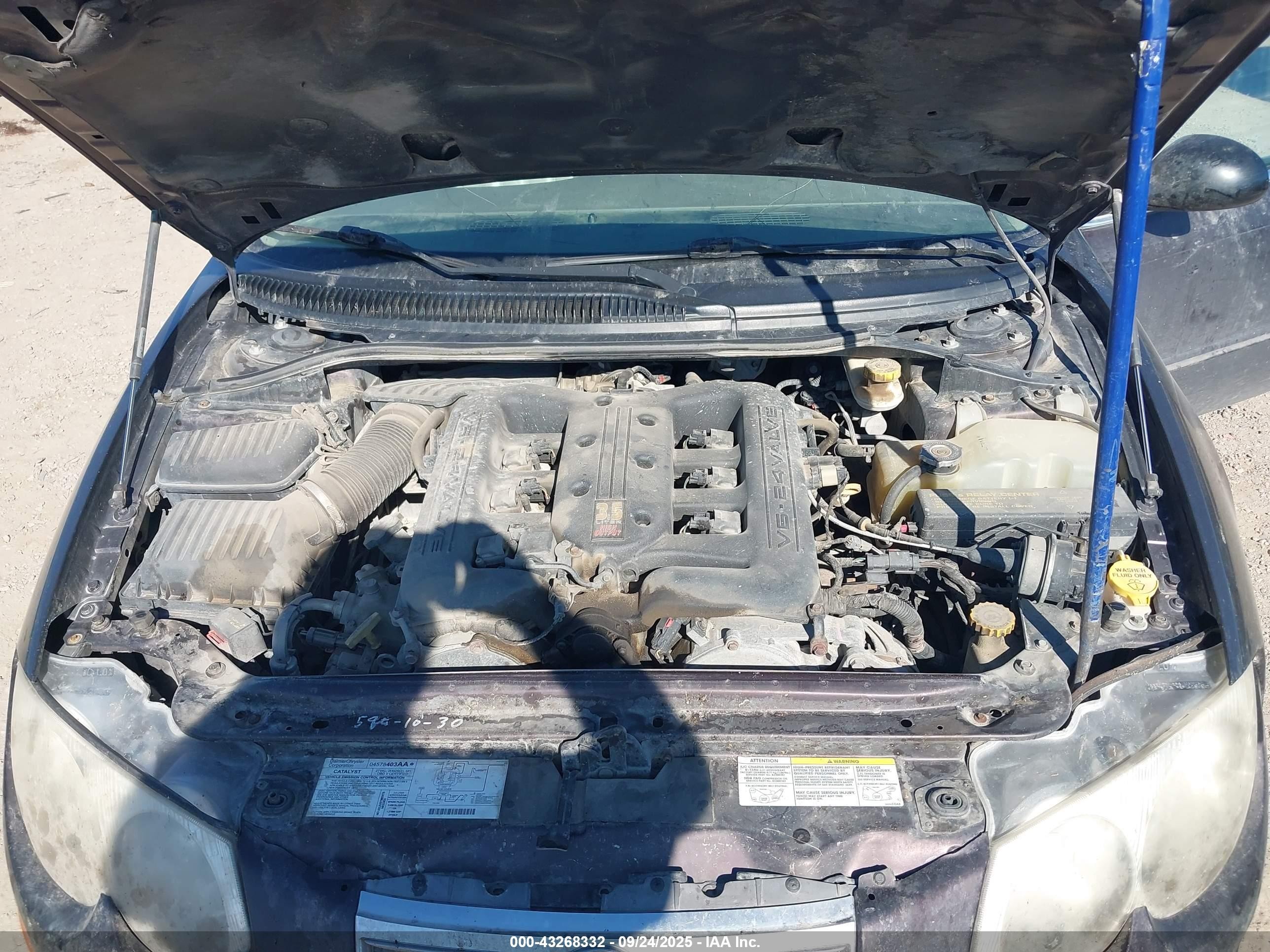 2004 Chrysler 300m   Maroon vin: 2C3HE66G64H586253