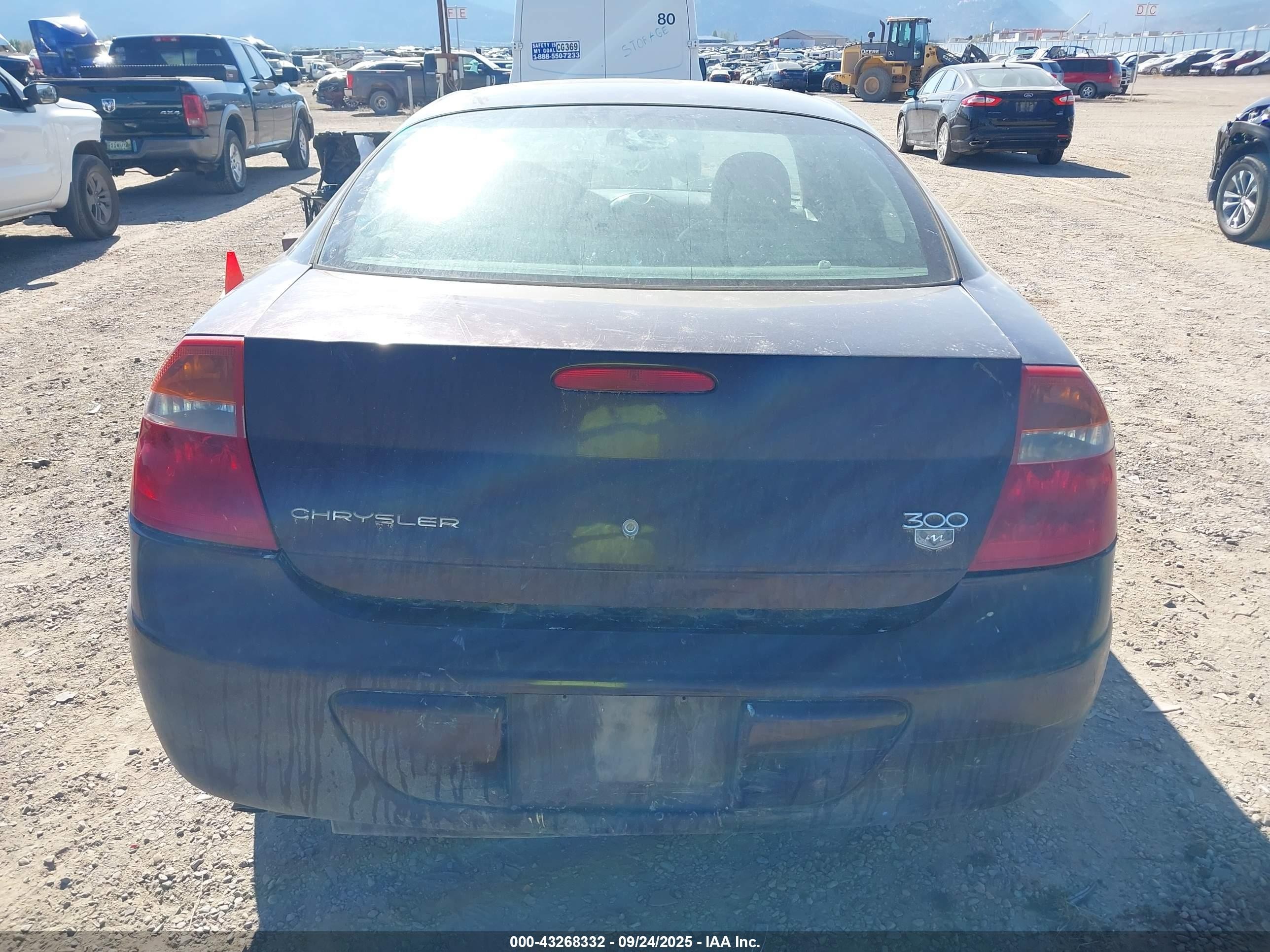 2004 Chrysler 300m   Maroon vin: 2C3HE66G64H586253