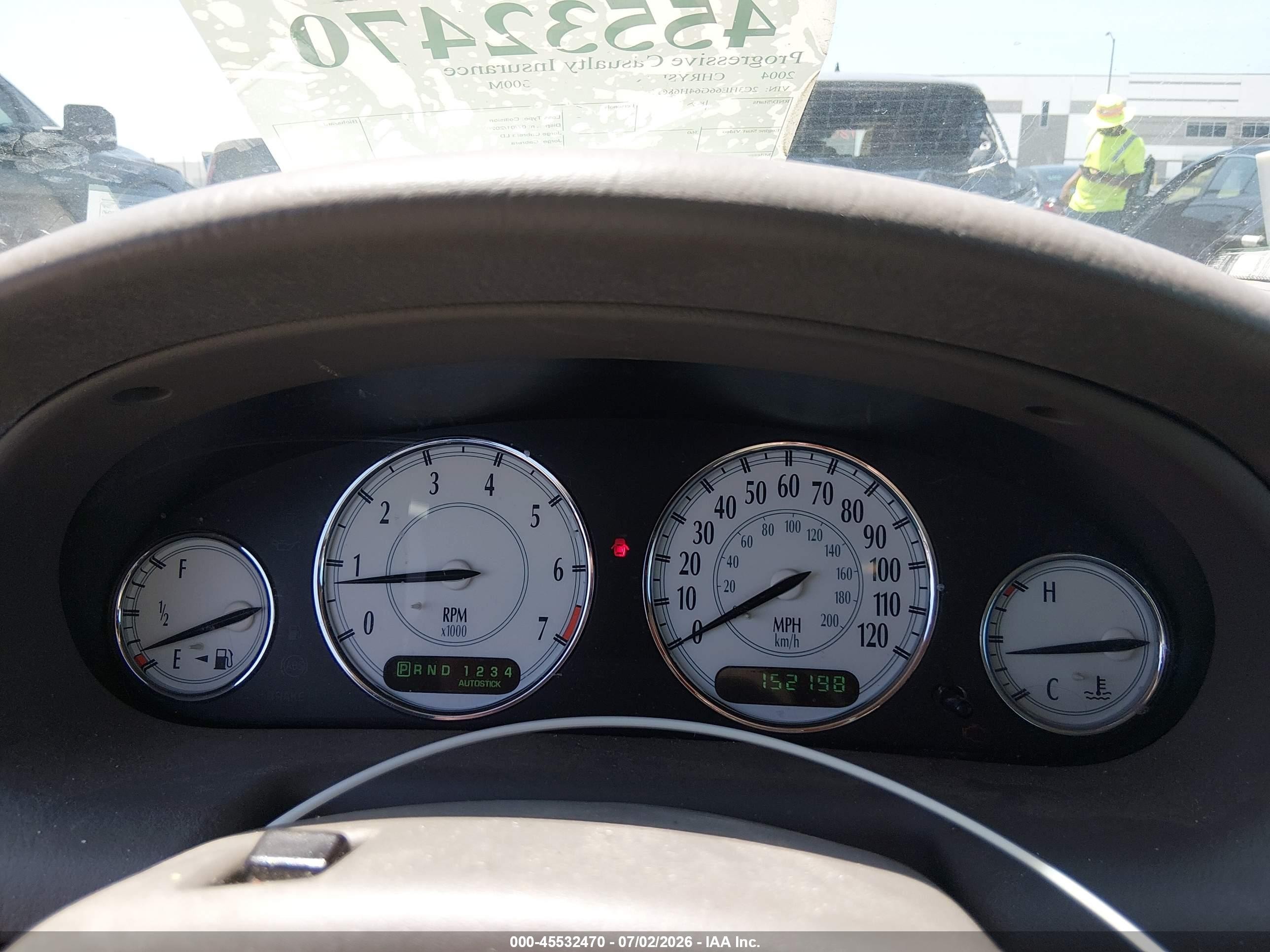 2004 Chrysler 300m   Maroon vin: 2C3HE66G64H686272