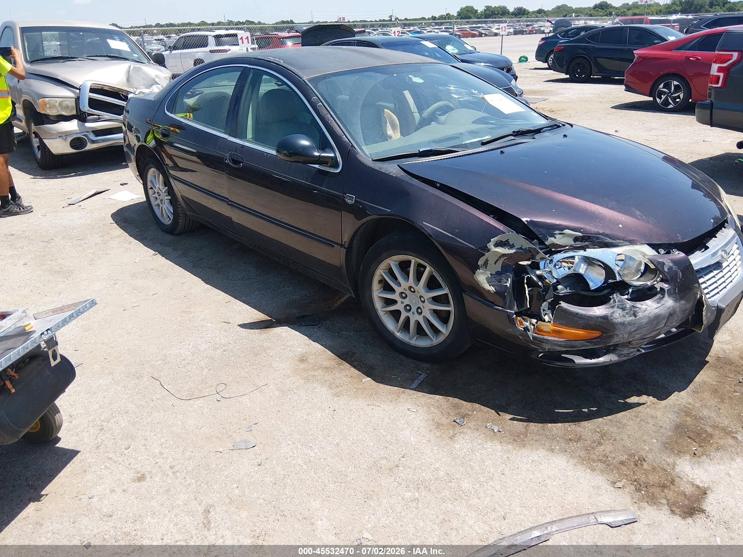 2004 Chrysler 300m   Maroon vin: 2C3HE66G64H686272